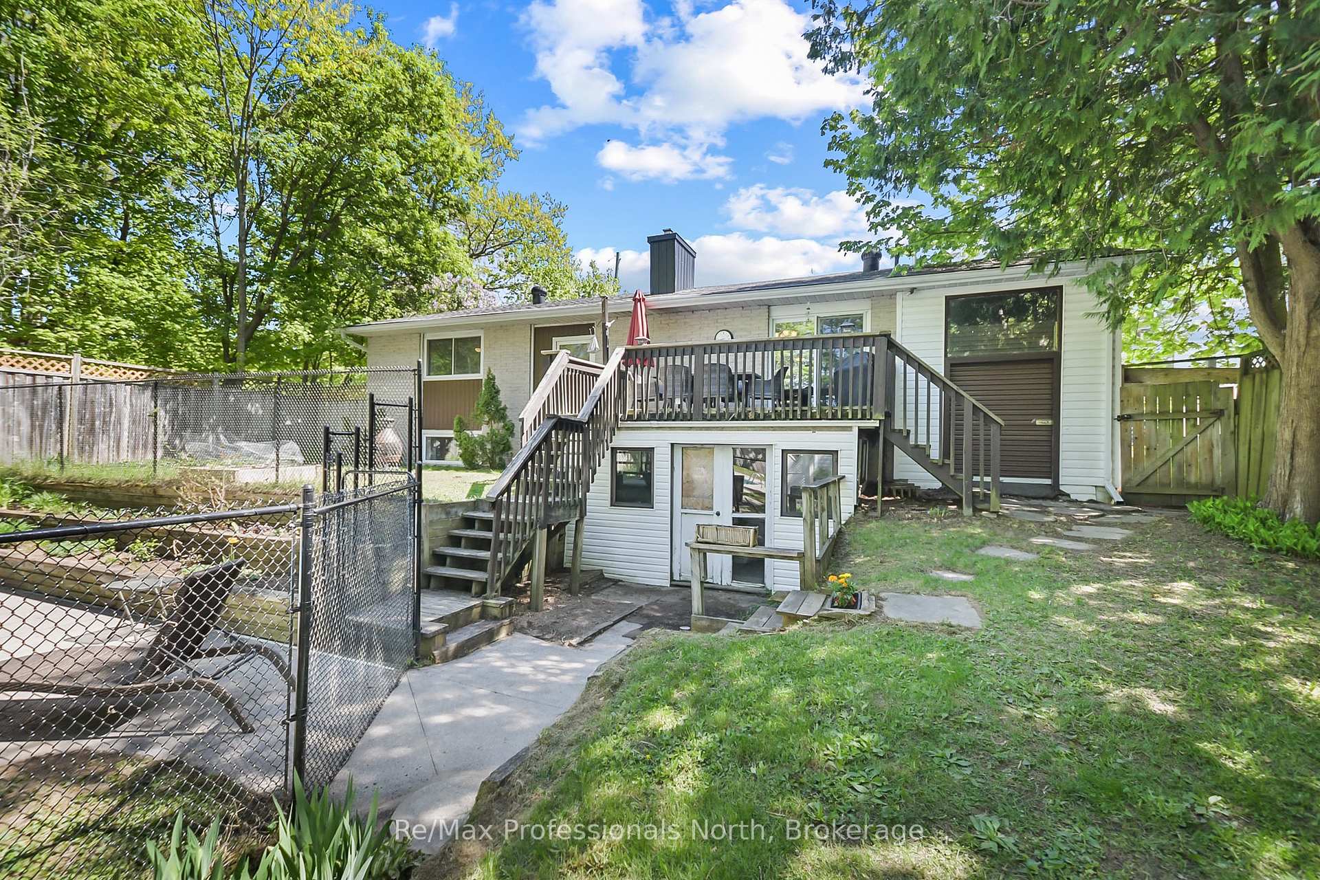 Photo 39 of 110 Fraser Street, Gravenhurst, Muskoka (S) — HOMEH