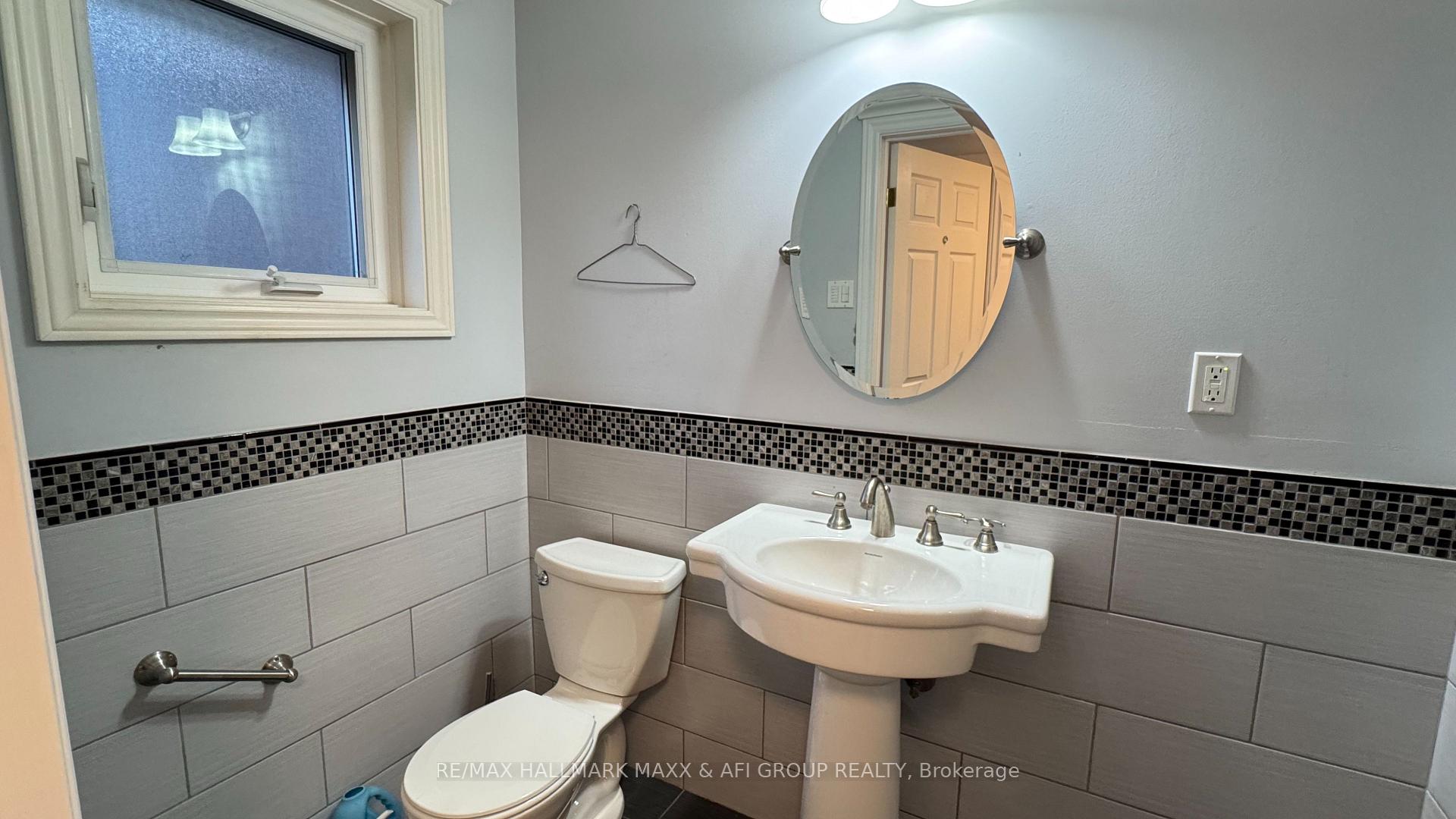 Photo 11 of Unit Bachelor, 2 Lambeth Square, Scarborough, Steeles — HOMEH
