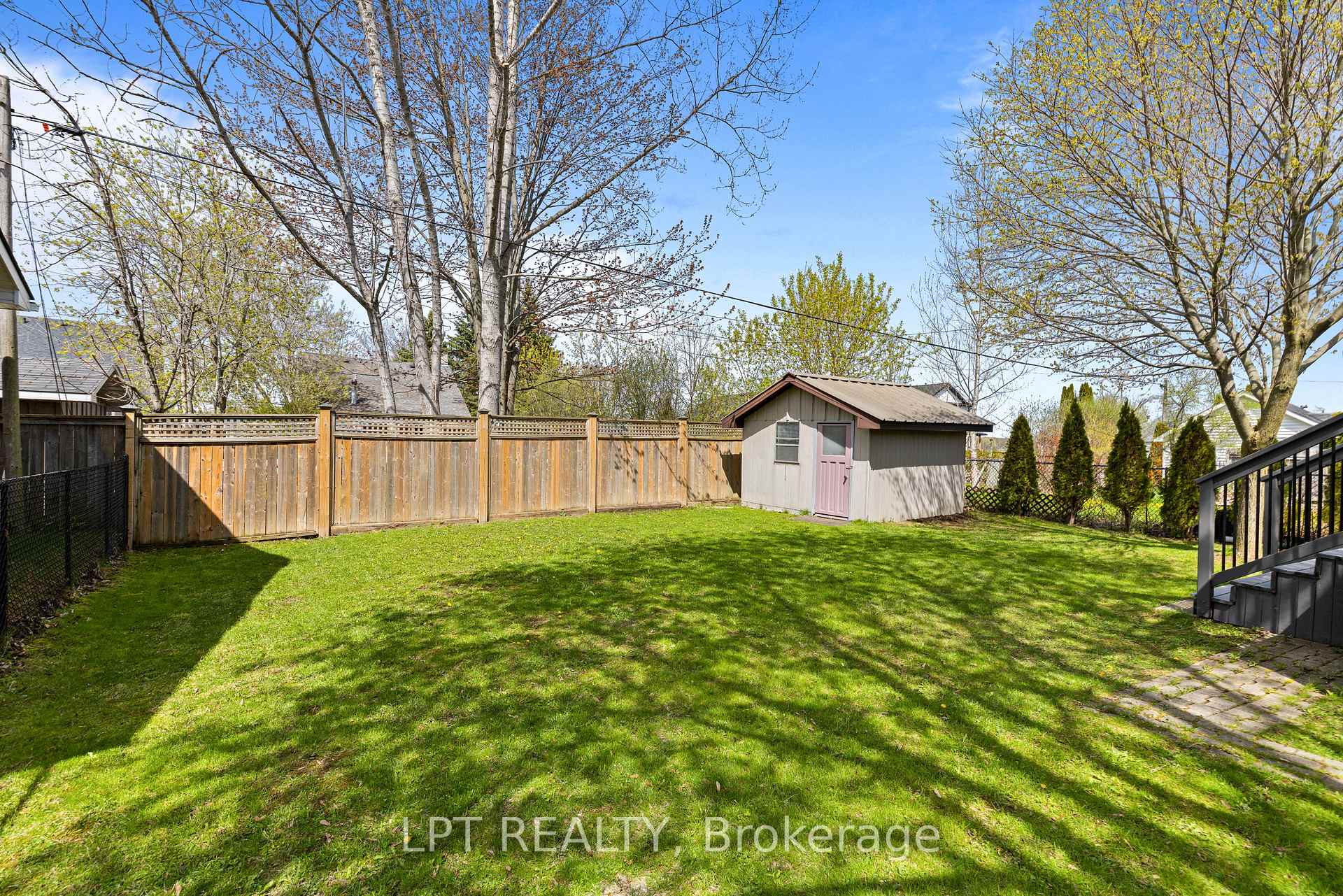 Photo 29 of 818 Poplar Avenue, Georgina, Historic Lakeshore Communities — HOMEH