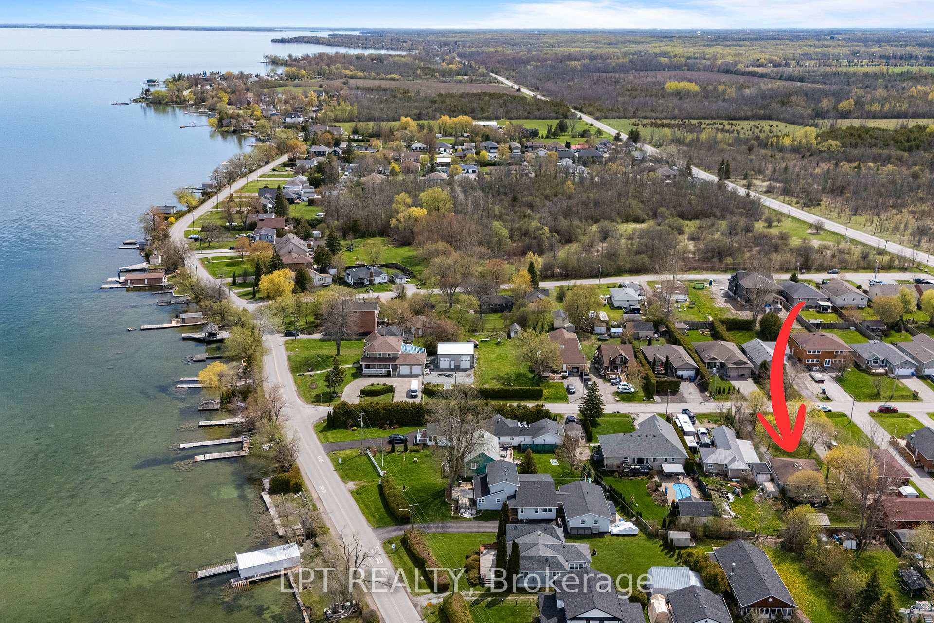 Photo 34 of 818 Poplar Avenue, Georgina, Historic Lakeshore Communities — HOMEH