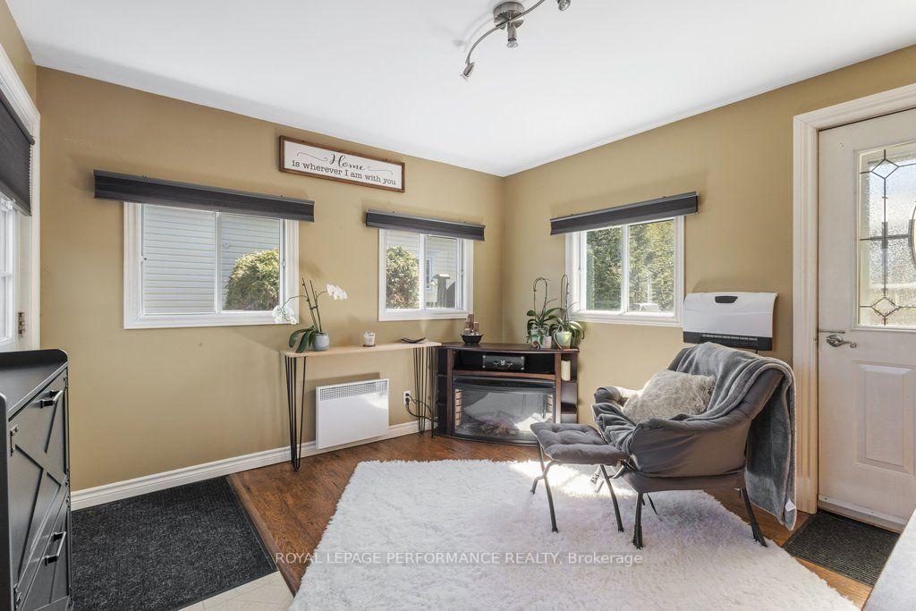 Photo 4 of 1034 Vista Barrett Private, Ottawa, Greely — HOMEH