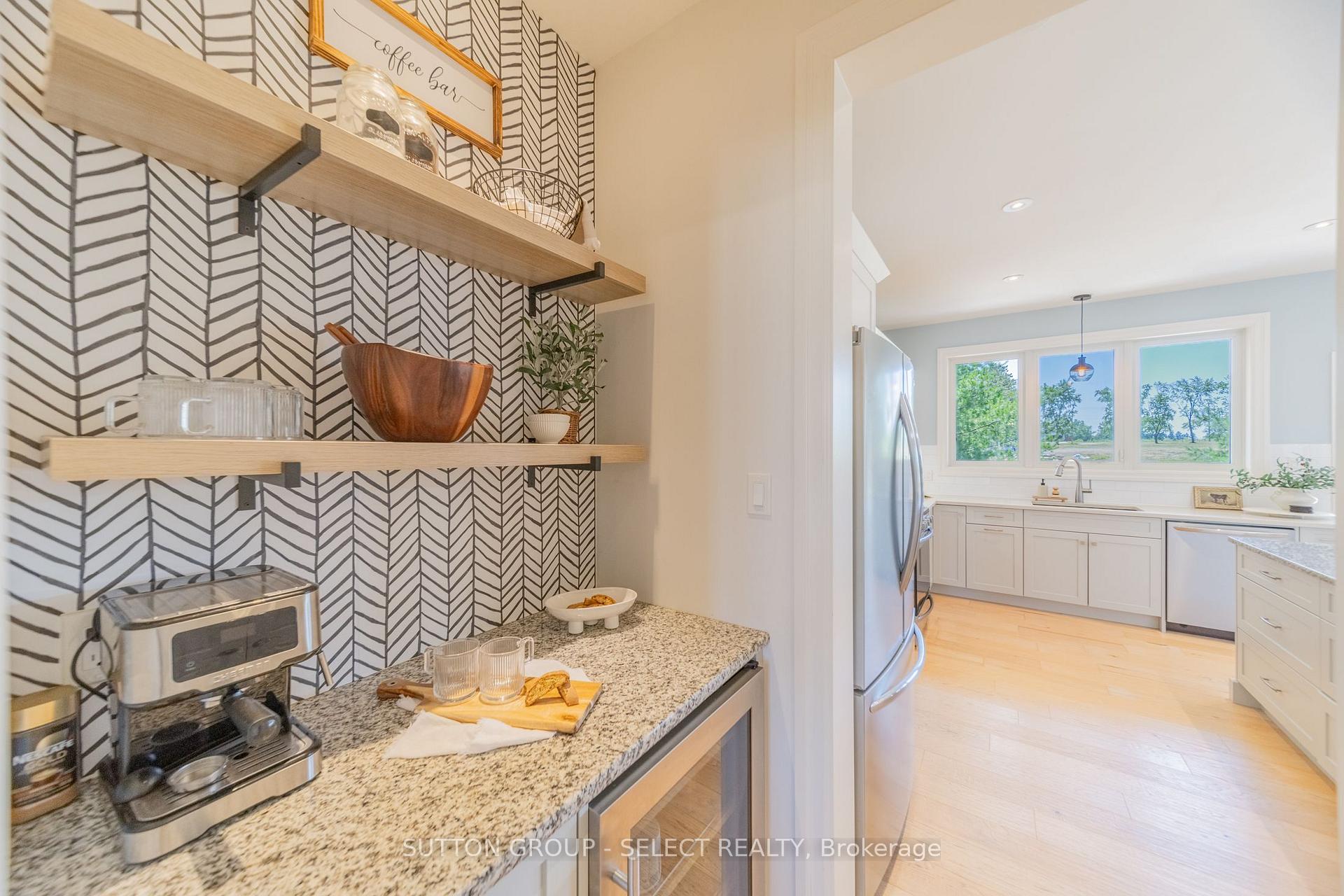 Photo 28 of 230 Union Avenue, Middlesex Centre, Komoka — HOMEH