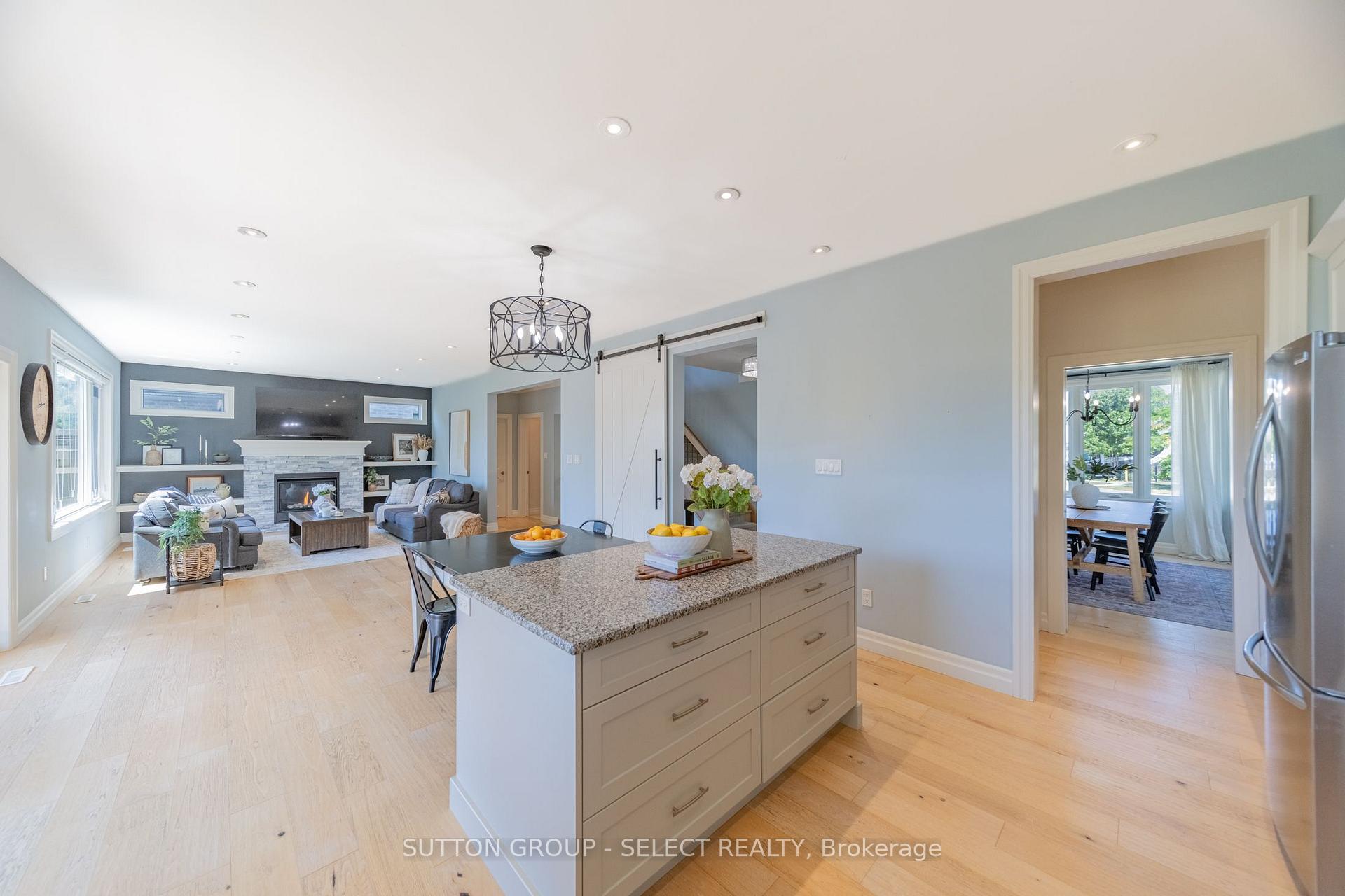 Photo 36 of 230 Union Avenue, Middlesex Centre, Komoka — HOMEH