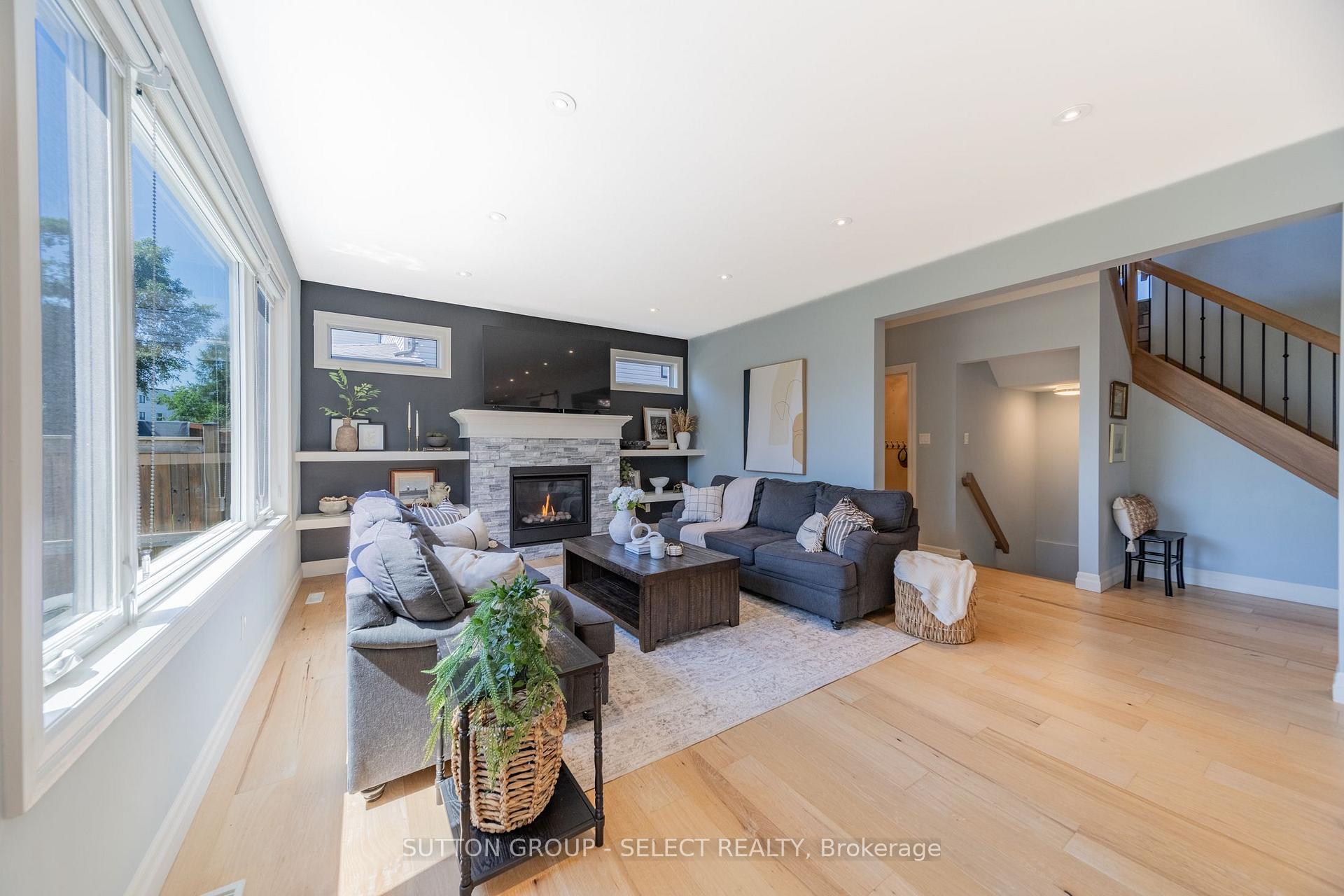 Photo 43 of 230 Union Avenue, Middlesex Centre, Komoka — HOMEH