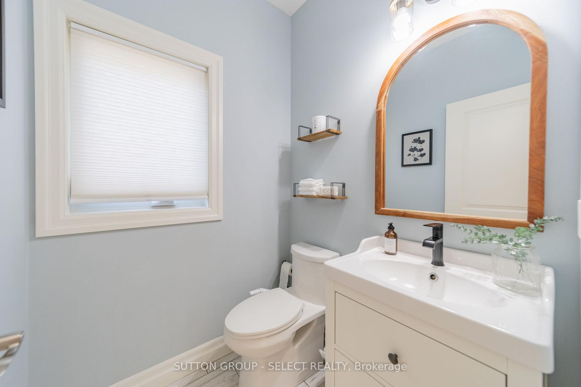 Photo 46 of 230 Union Avenue, Middlesex Centre, Komoka — HOMEH