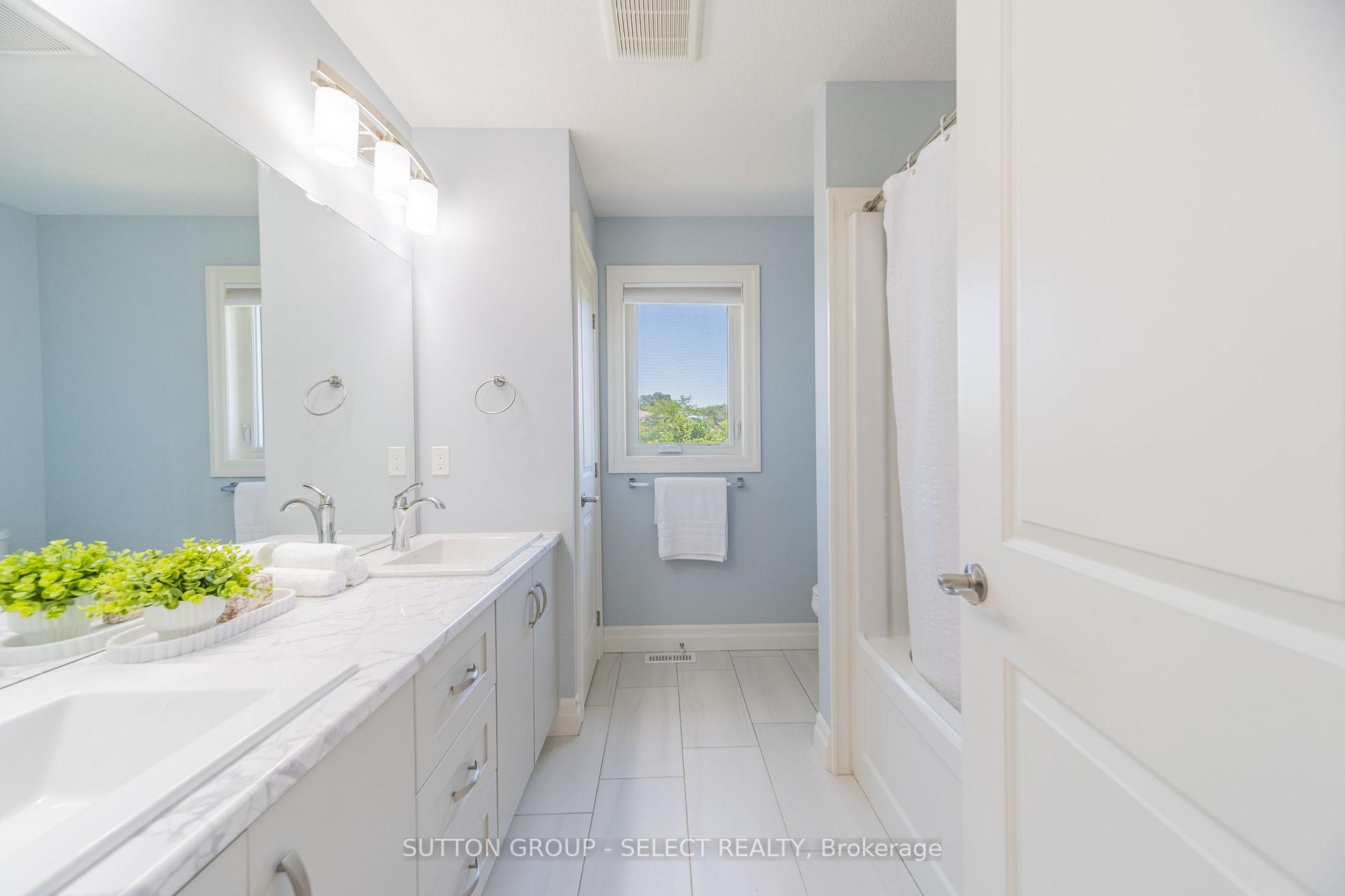 Photo 60 of 230 Union Avenue, Middlesex Centre, Komoka — HOMEH