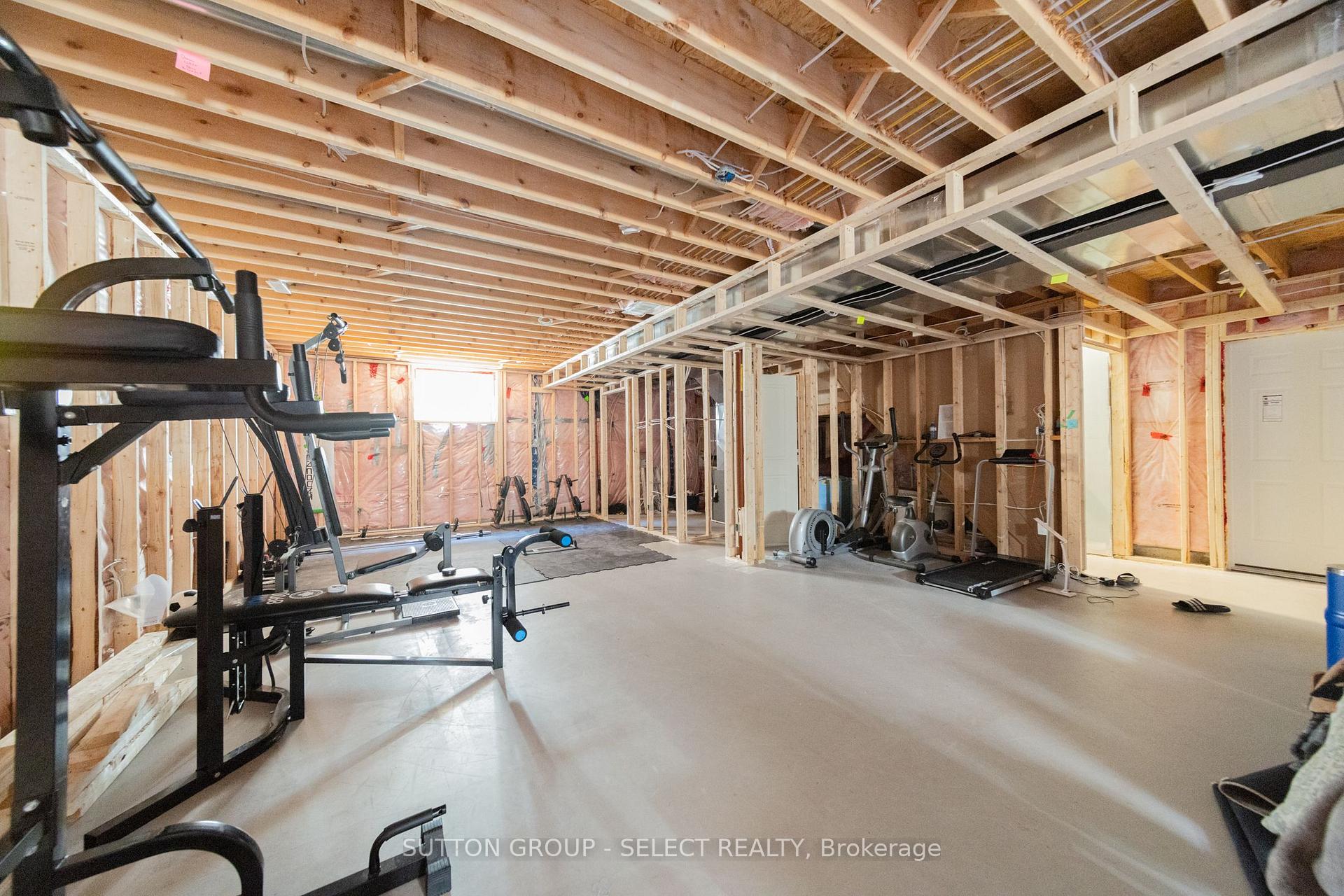 Photo 62 of 230 Union Avenue, Middlesex Centre, Komoka — HOMEH