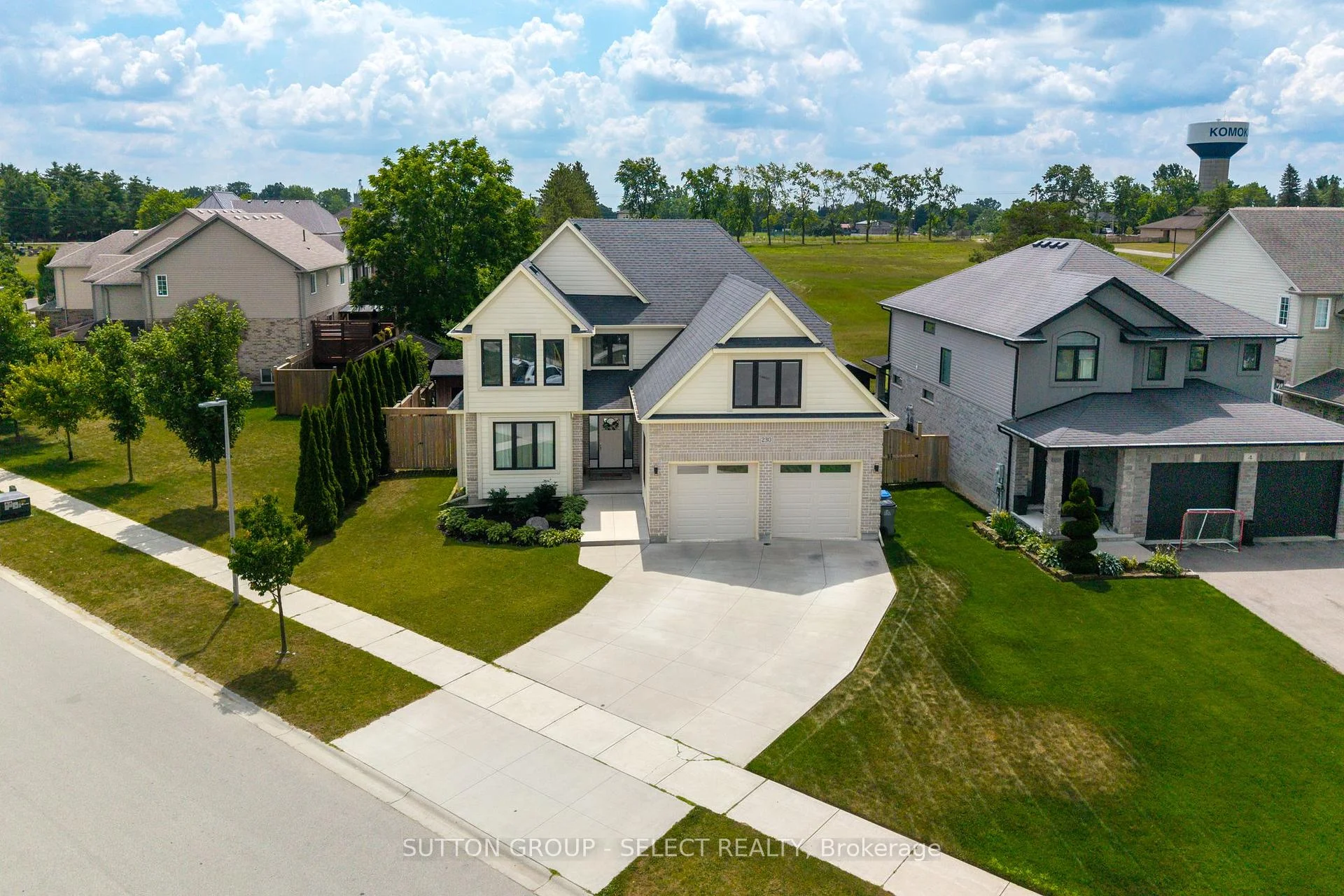 Photo 8 of 230 Union Avenue, Middlesex Centre, Komoka — HOMEH