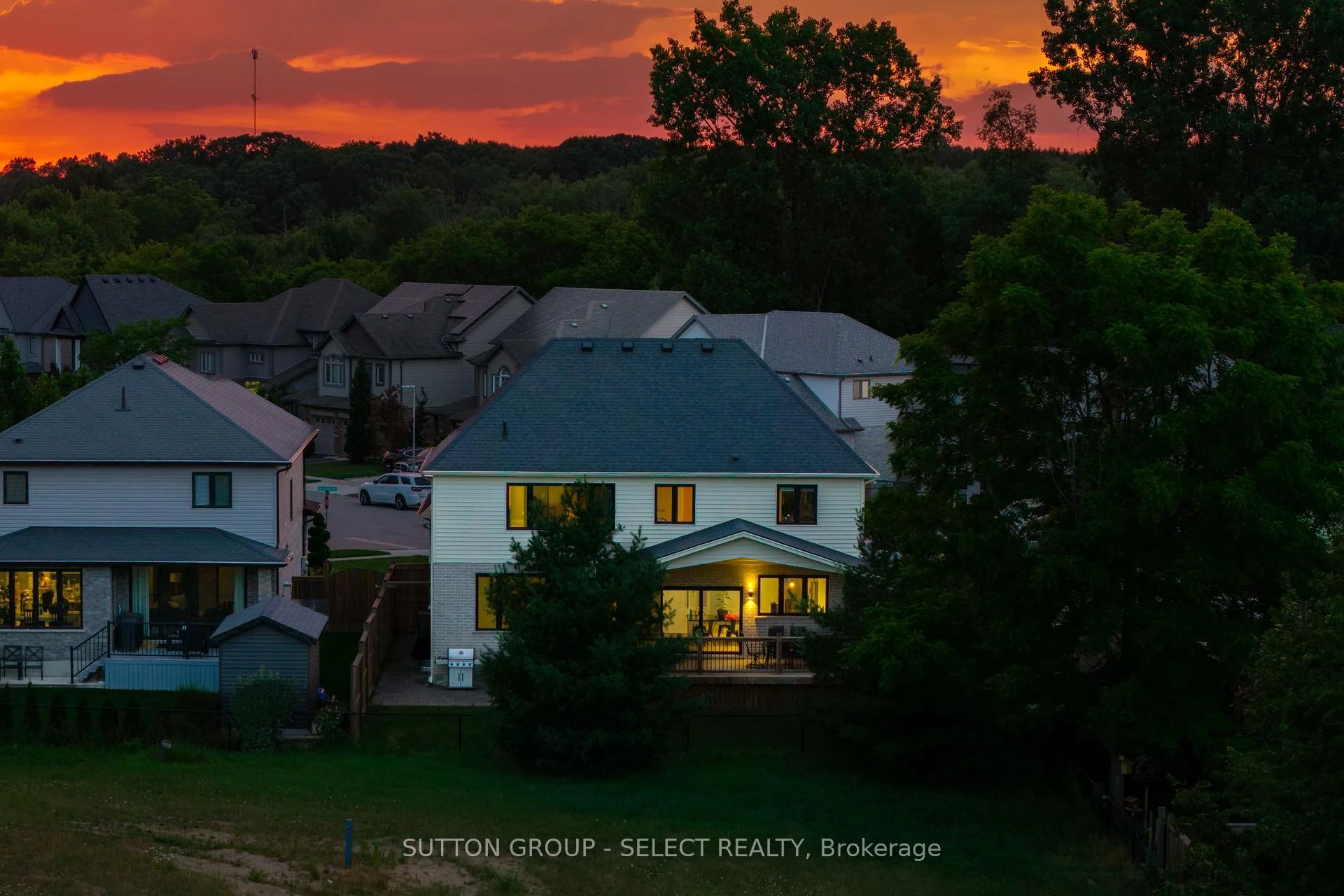 Photo 11 of 230 Union Avenue, Middlesex Centre, Komoka — HOMEH