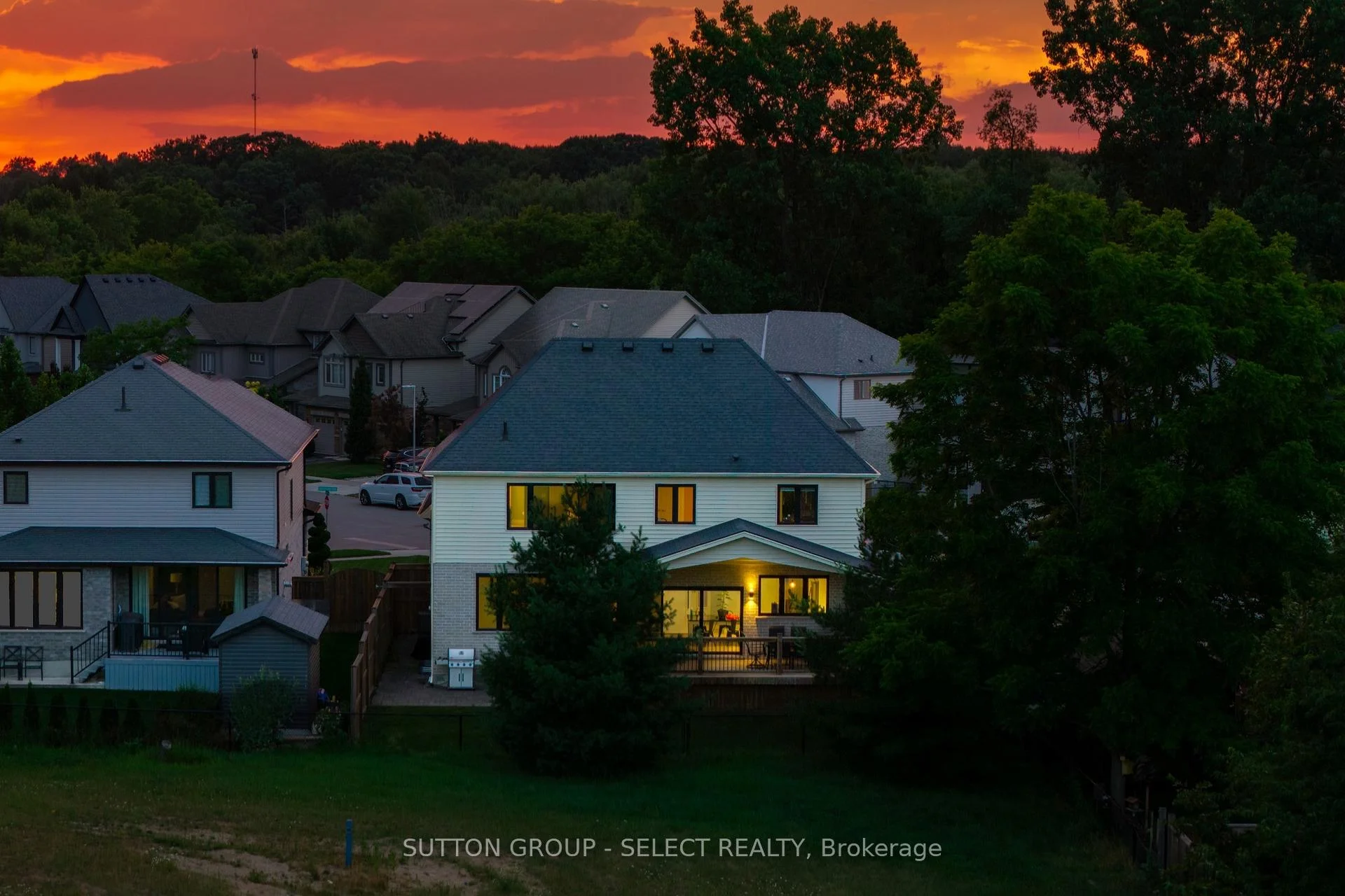 Photo 12 of 230 Union Avenue, Middlesex Centre, Komoka — HOMEH