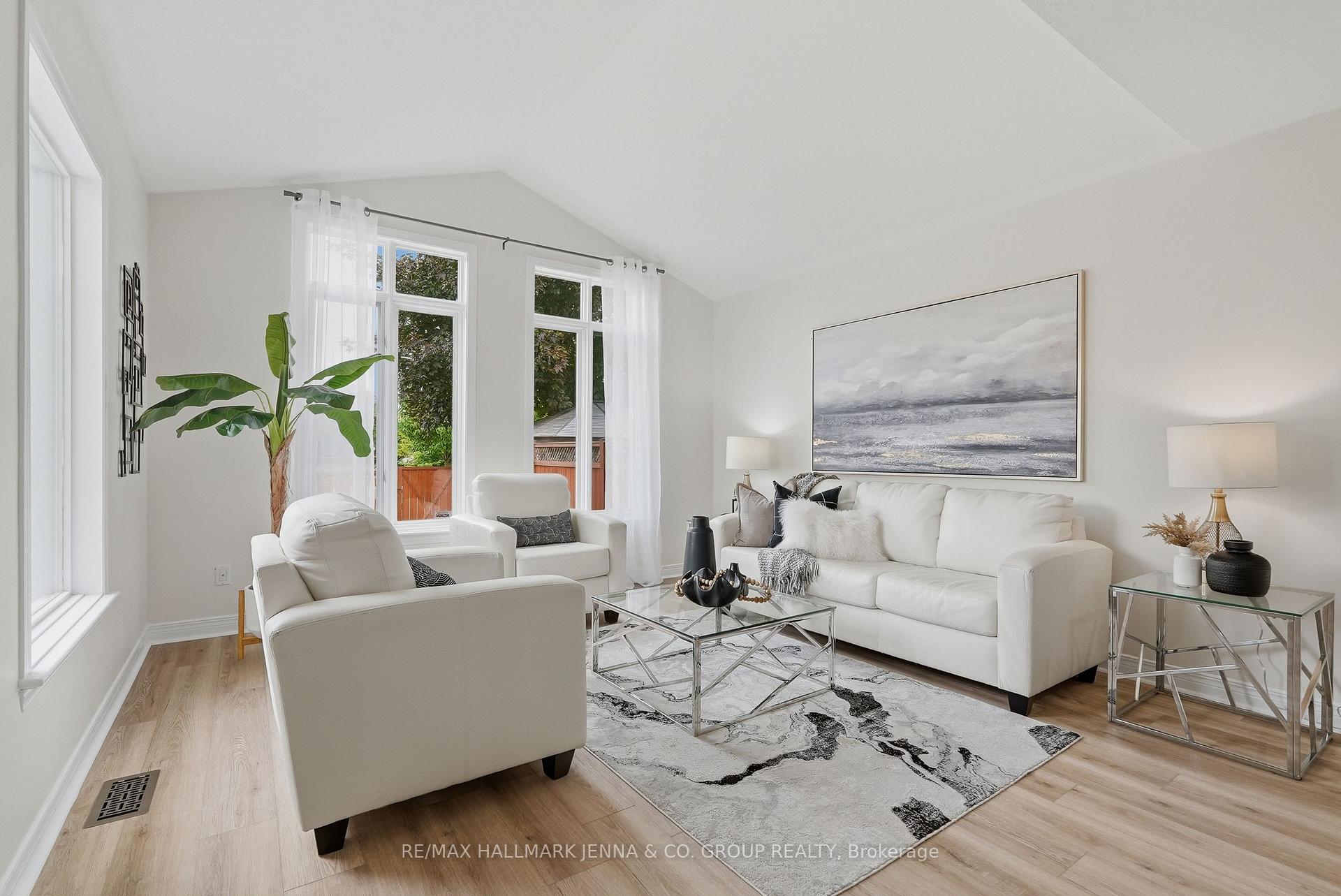 Photo 10 of 3 Redding Way, Ottawa, Centrepointe — HOMEH