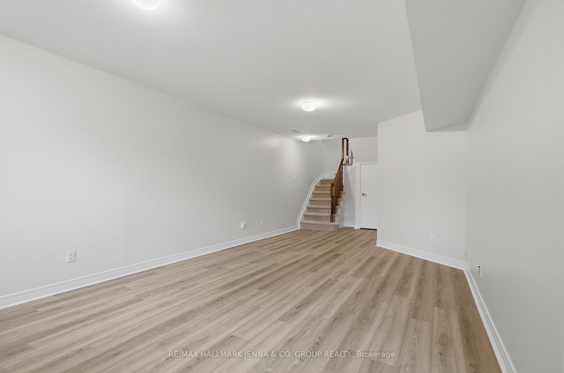 Photo 31 of 3 Redding Way, Ottawa, Centrepointe — HOMEH