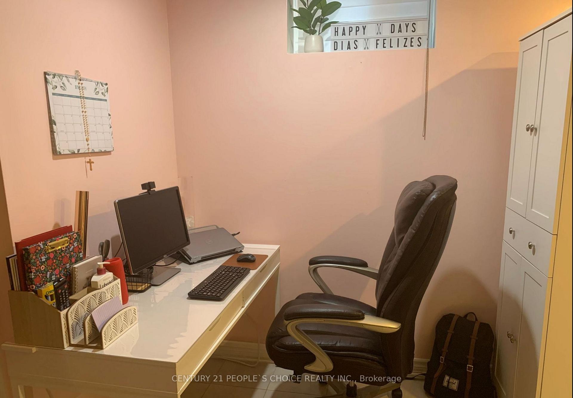 Photo 8 of 904 Drysdale Drive, Mississauga, East Credit — HOMEH