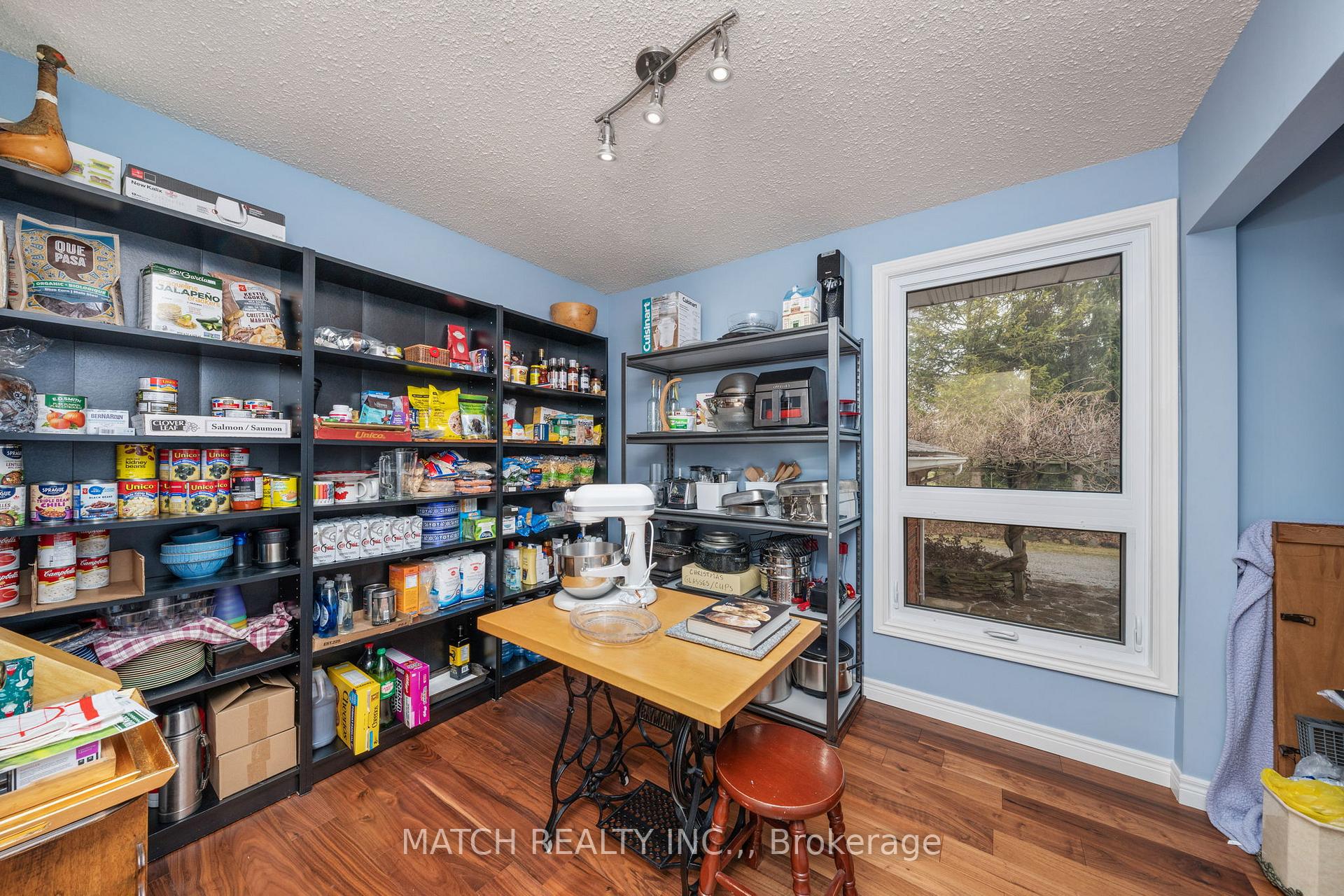 Photo 18 of 4311 Marthaville Road, Enniskillen, Petrolia — HOMEH