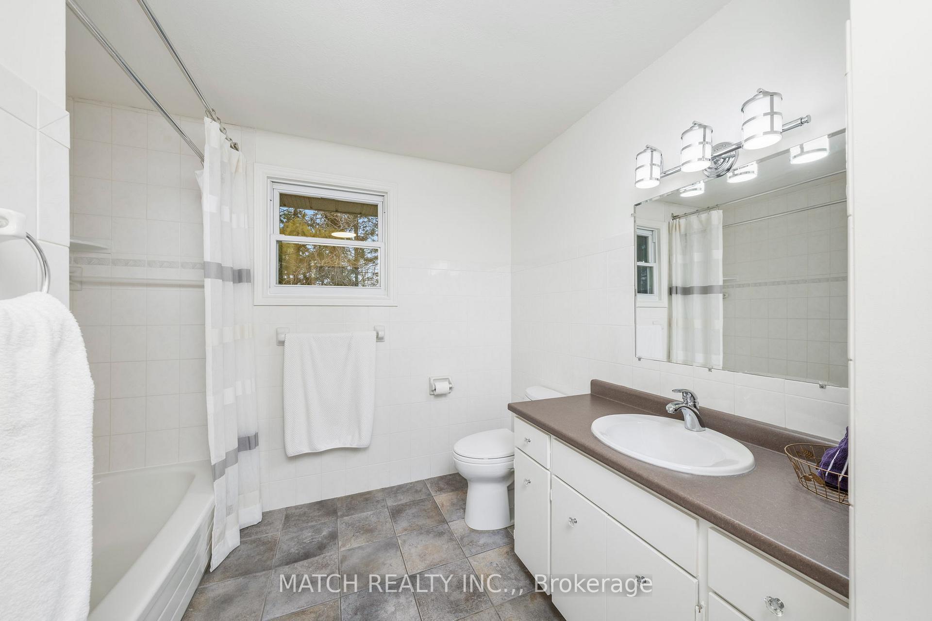 Photo 26 of 4311 Marthaville Road, Enniskillen, Petrolia — HOMEH