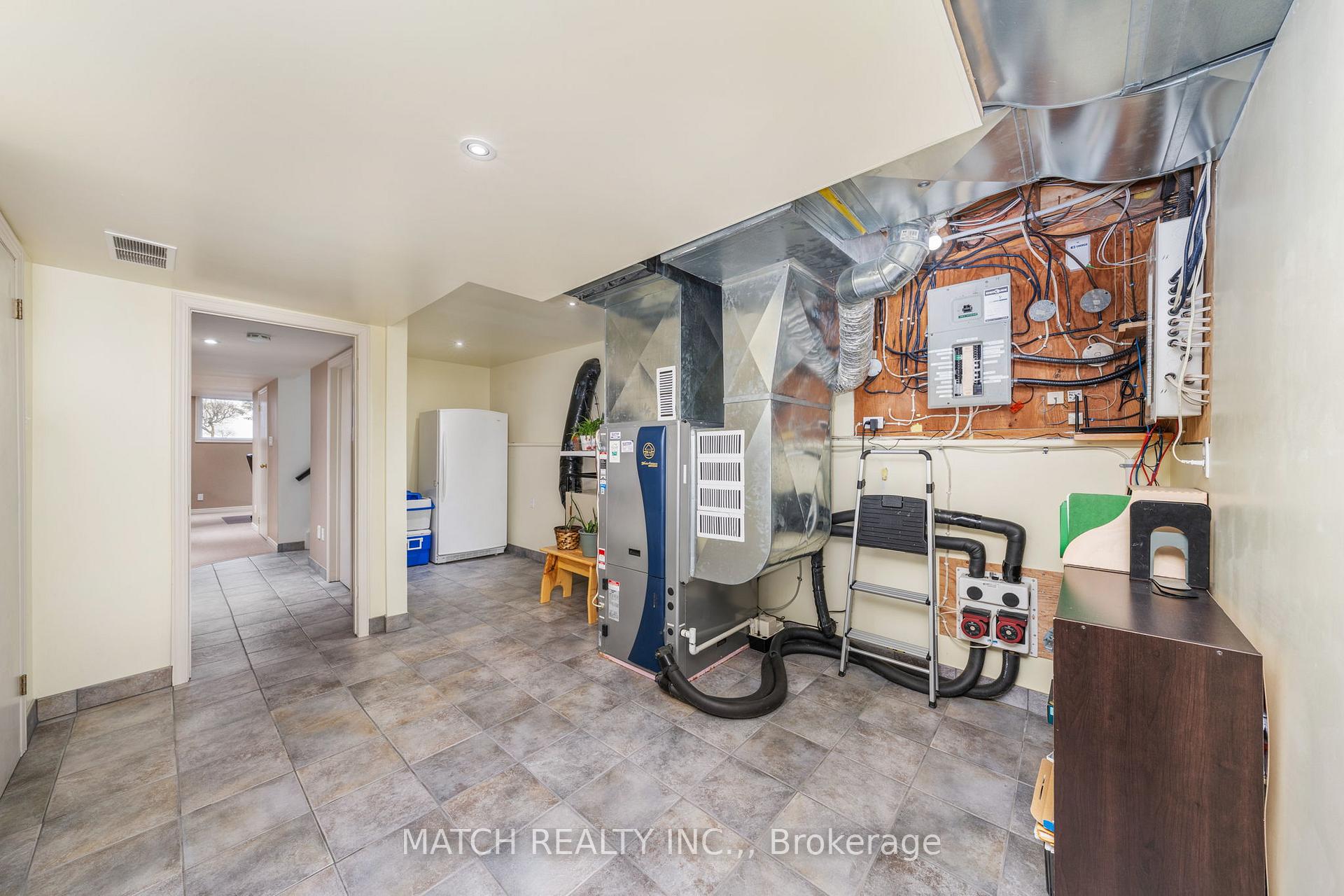 Photo 35 of 4311 Marthaville Road, Enniskillen, Petrolia — HOMEH