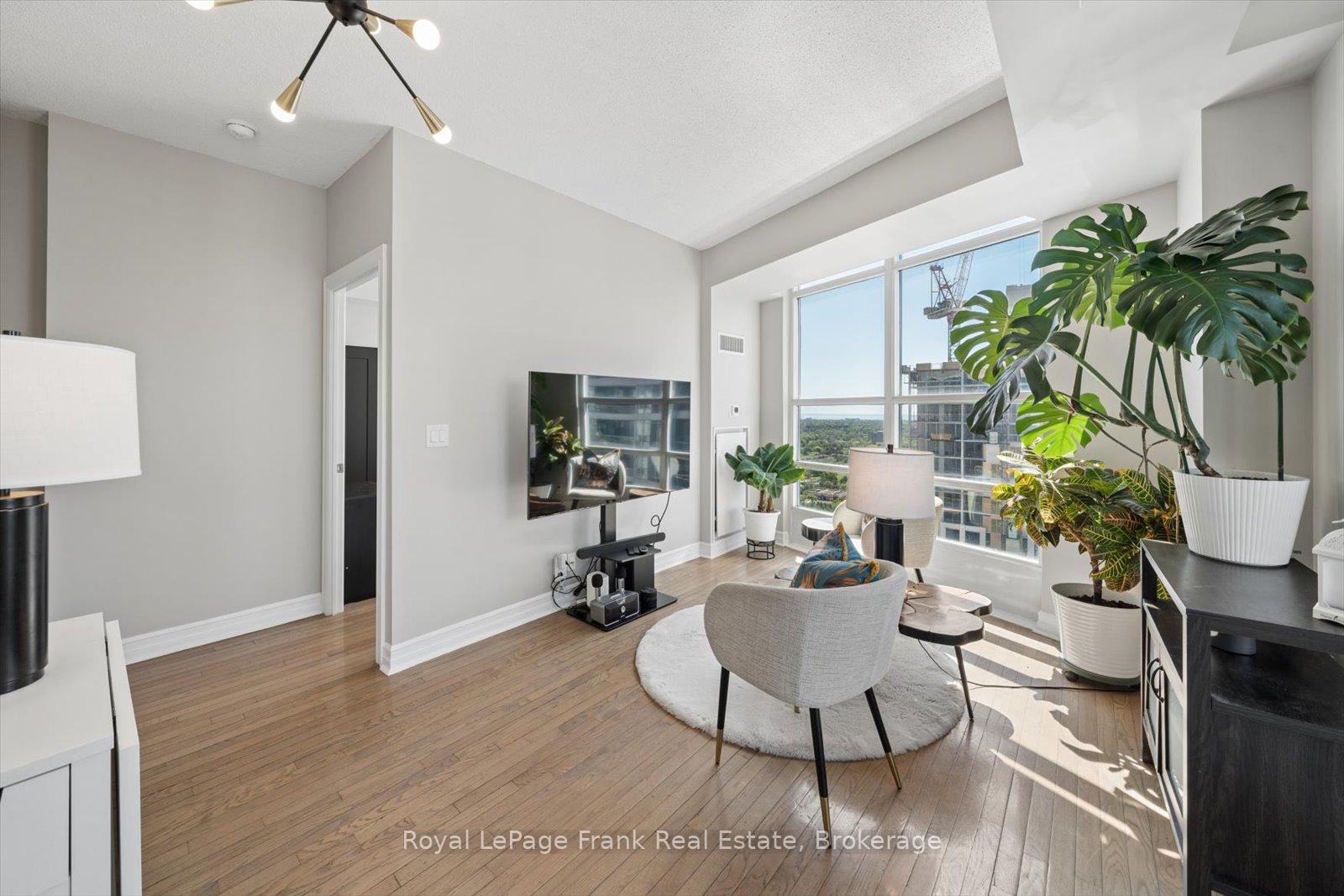 Photo 5 of Unit 2405, 1 Elm Drive W, Mississauga, City Centre — HOMEH