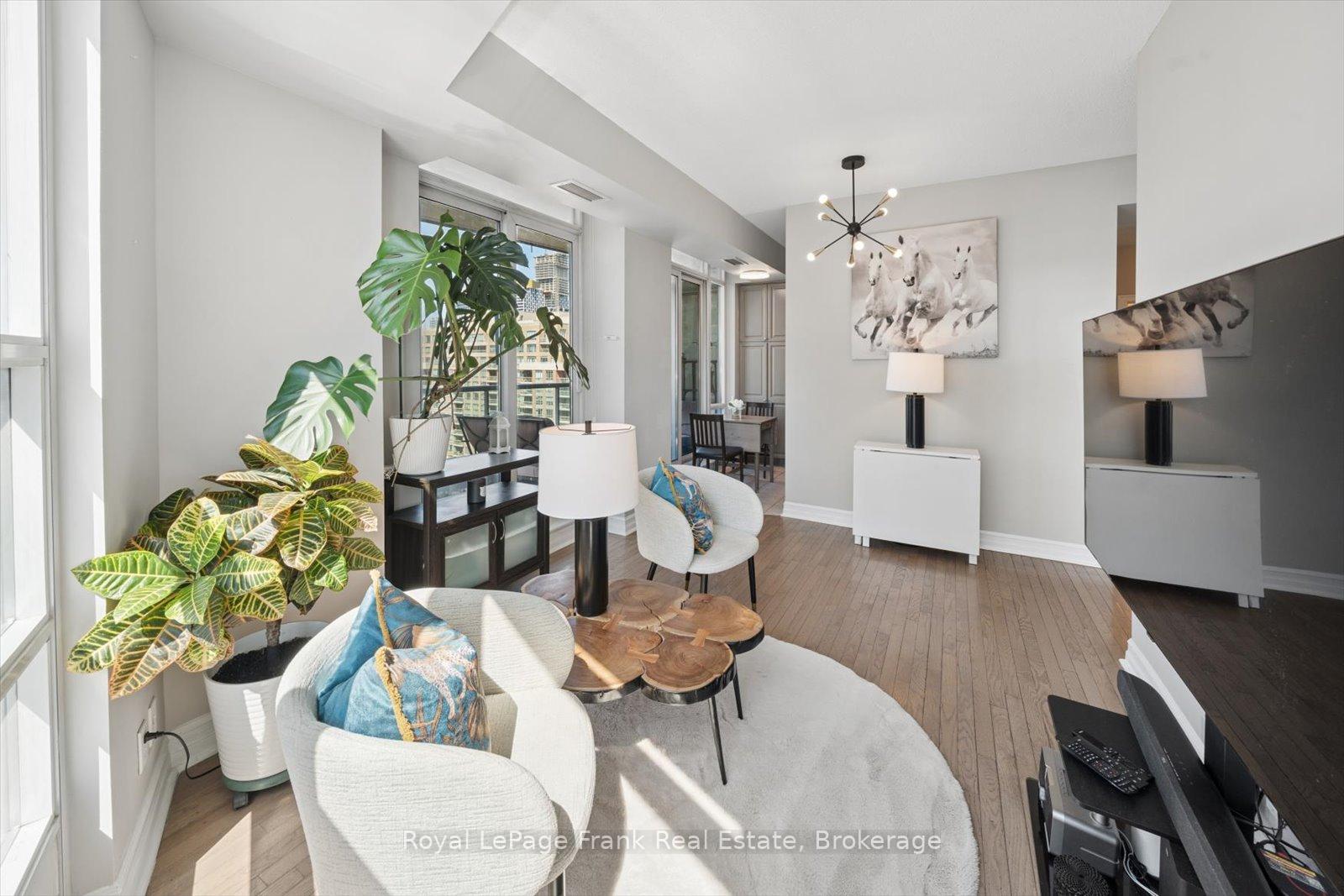 Photo 6 of Unit 2405, 1 Elm Drive W, Mississauga, City Centre — HOMEH