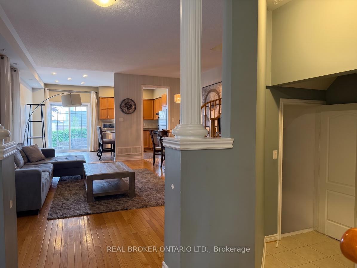 Photo 3 of 3516 Bala Drive, Mississauga, Churchill Meadows — HOMEH