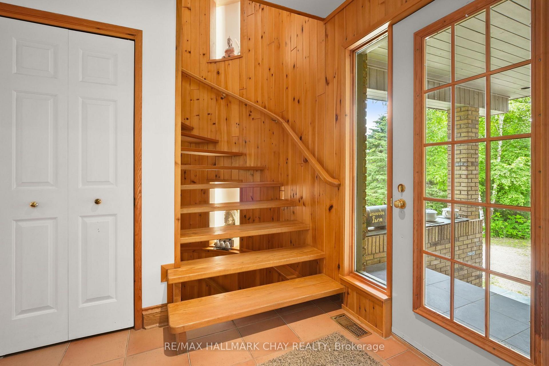Photo 7 of 718078 1st Line East, Mulmur, Rural Mulmur — HOMEH