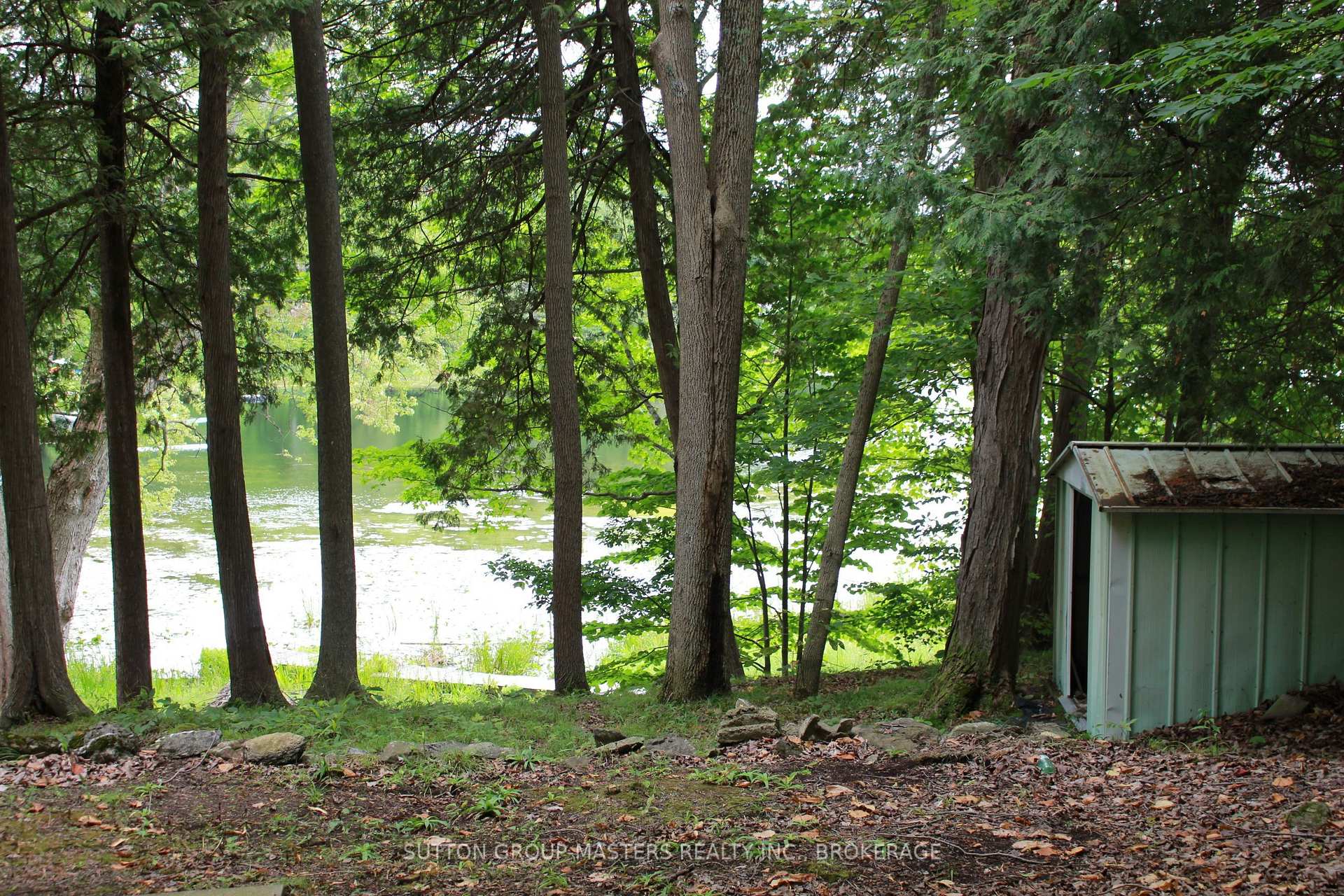Photo 5 of 2073 Silver Rock Lane, Frontenac, Frontenac South — HOMEH