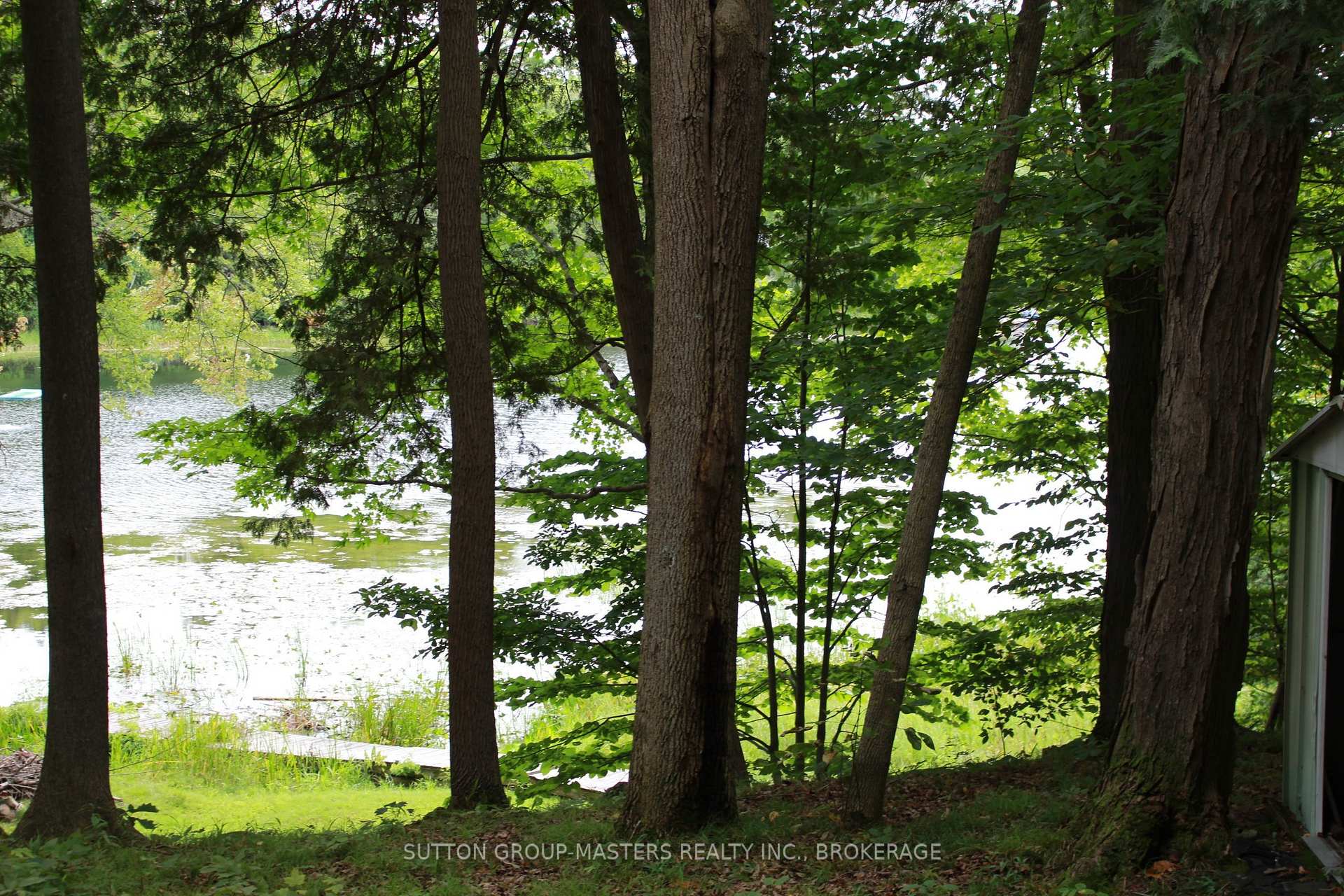 Photo 9 of 2073 Silver Rock Lane, Frontenac, Frontenac South — HOMEH