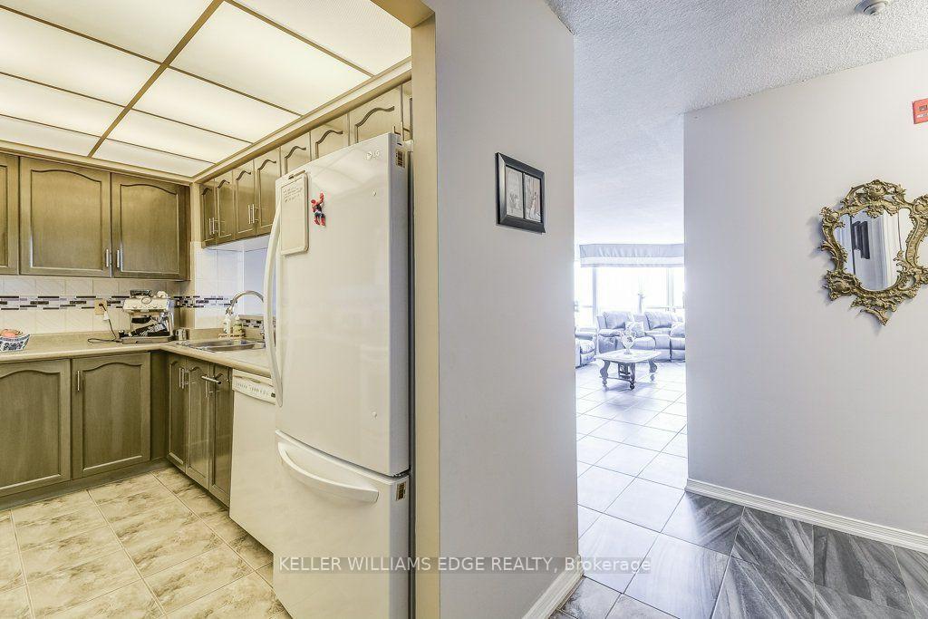 Photo 5 of Unit 510, 495 Highway 8, Hamilton, Stoney Creek — HOMEH