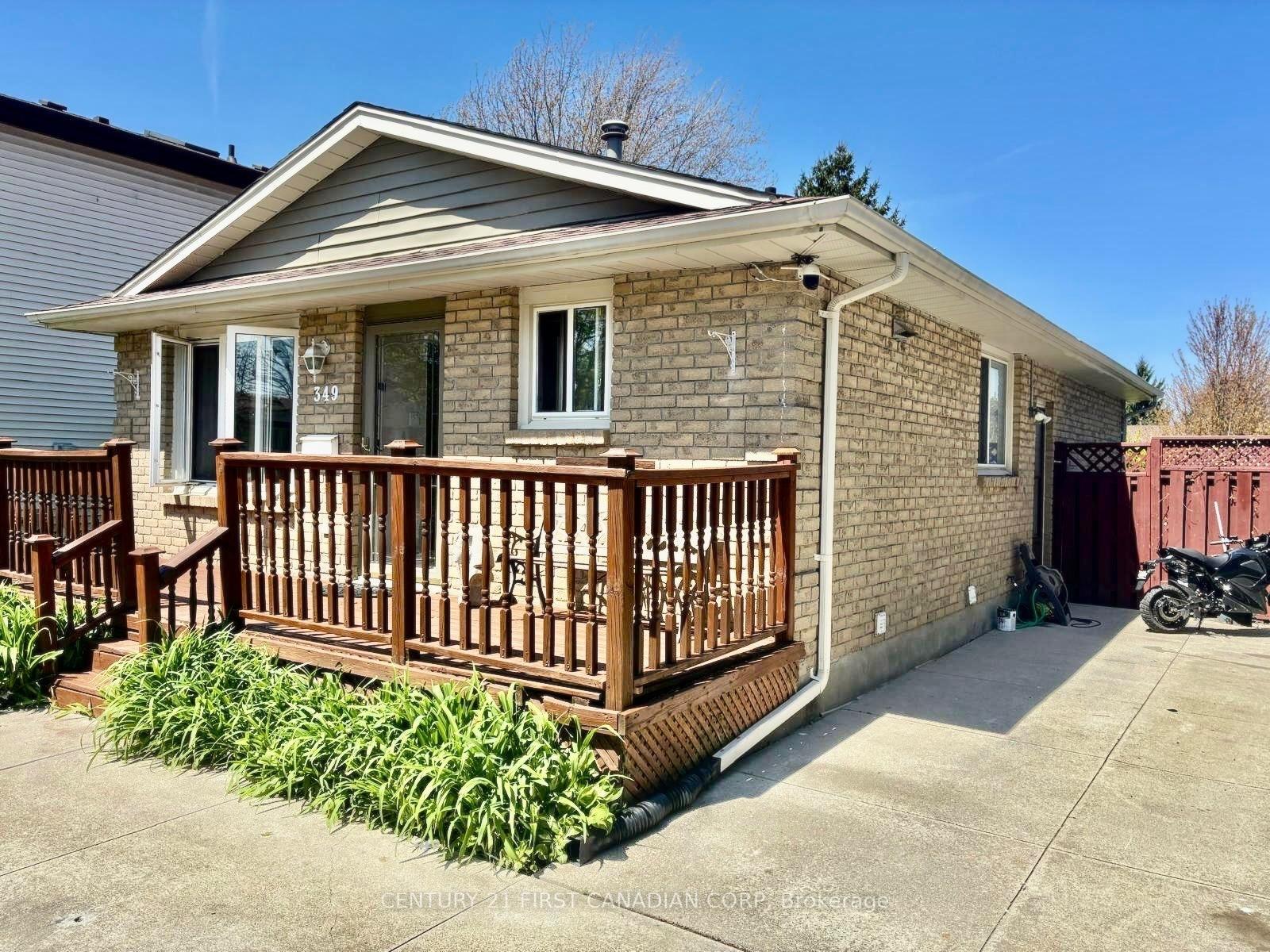 Front of 349 Banbury Crescent