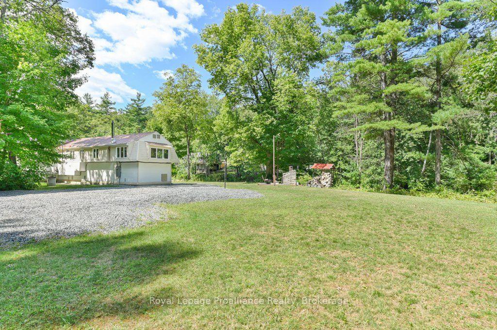 Photo 36 of 174 Cottage Lane, Tweed, Elzevir (Twp) — HOMEH