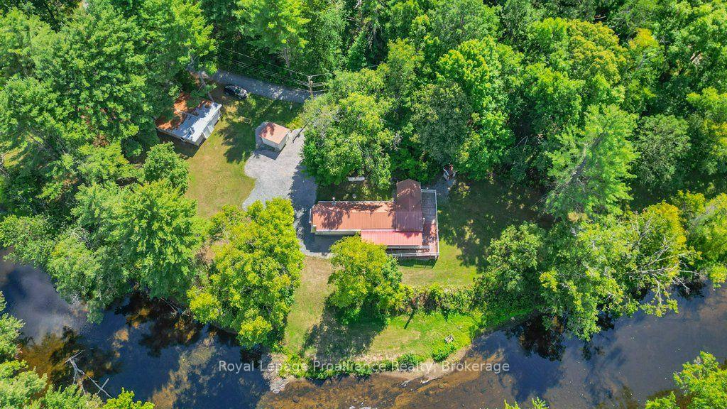 Photo 39 of 174 Cottage Lane, Tweed, Elzevir (Twp) — HOMEH