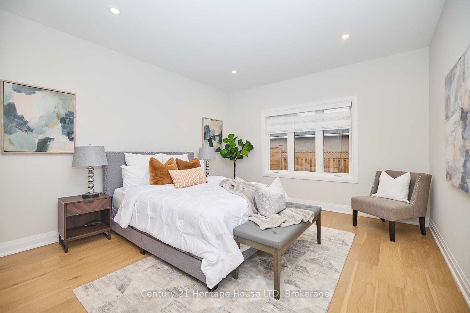 Photo 15 of 4 Meteor Street, St. Catharines, Rykert/Vansickle — HOMEH