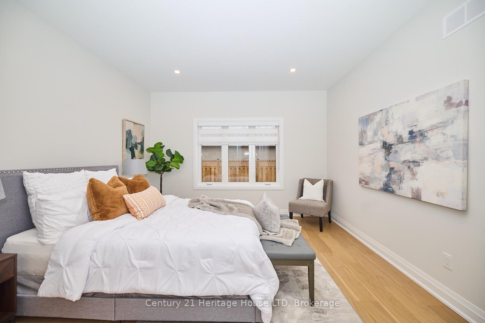 Photo 16 of 4 Meteor Street, St. Catharines, Rykert/Vansickle — HOMEH