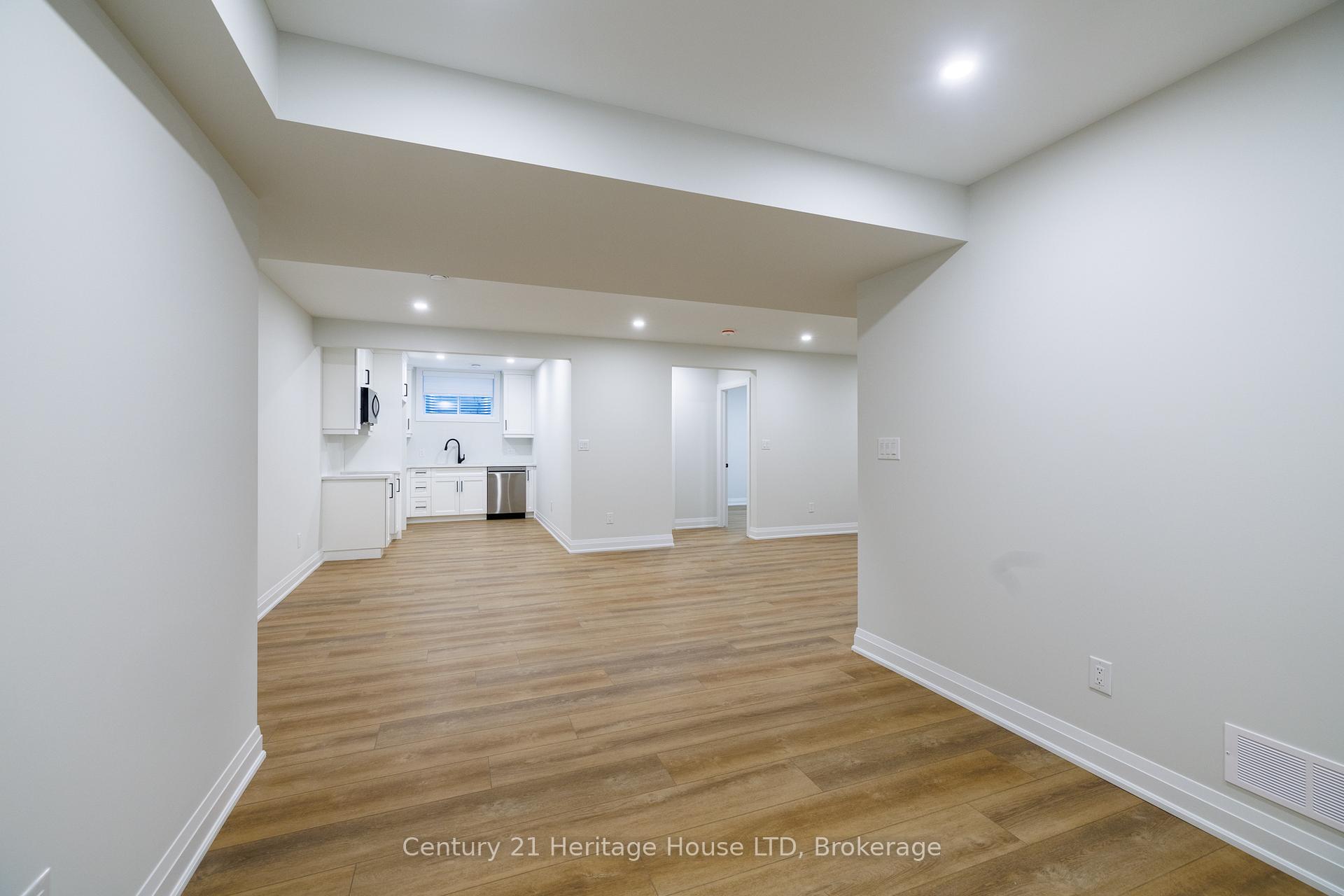 Photo 31 of 4 Meteor Street, St. Catharines, Rykert/Vansickle — HOMEH