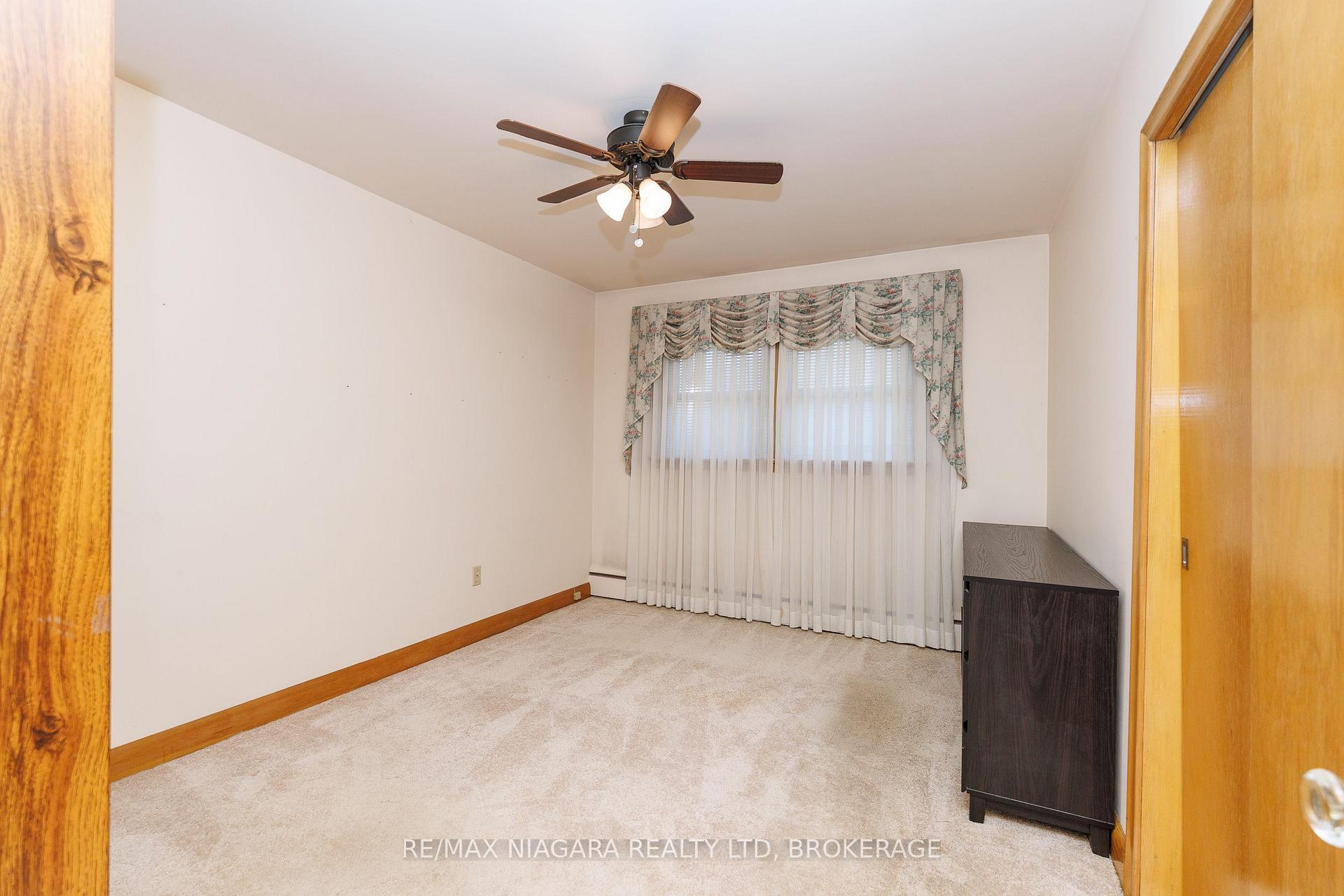Photo 20 of 84 Second Street, Welland, Lincoln/Crowland — HOMEH