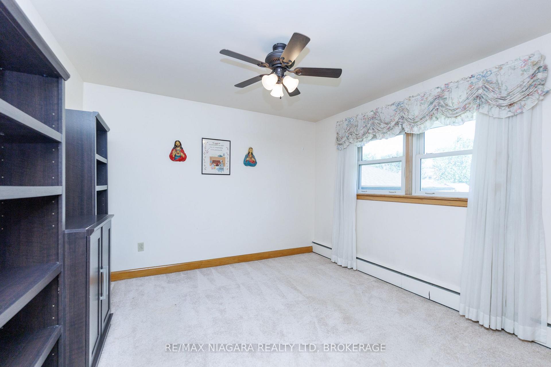Photo 24 of 84 Second Street, Welland, Lincoln/Crowland — HOMEH