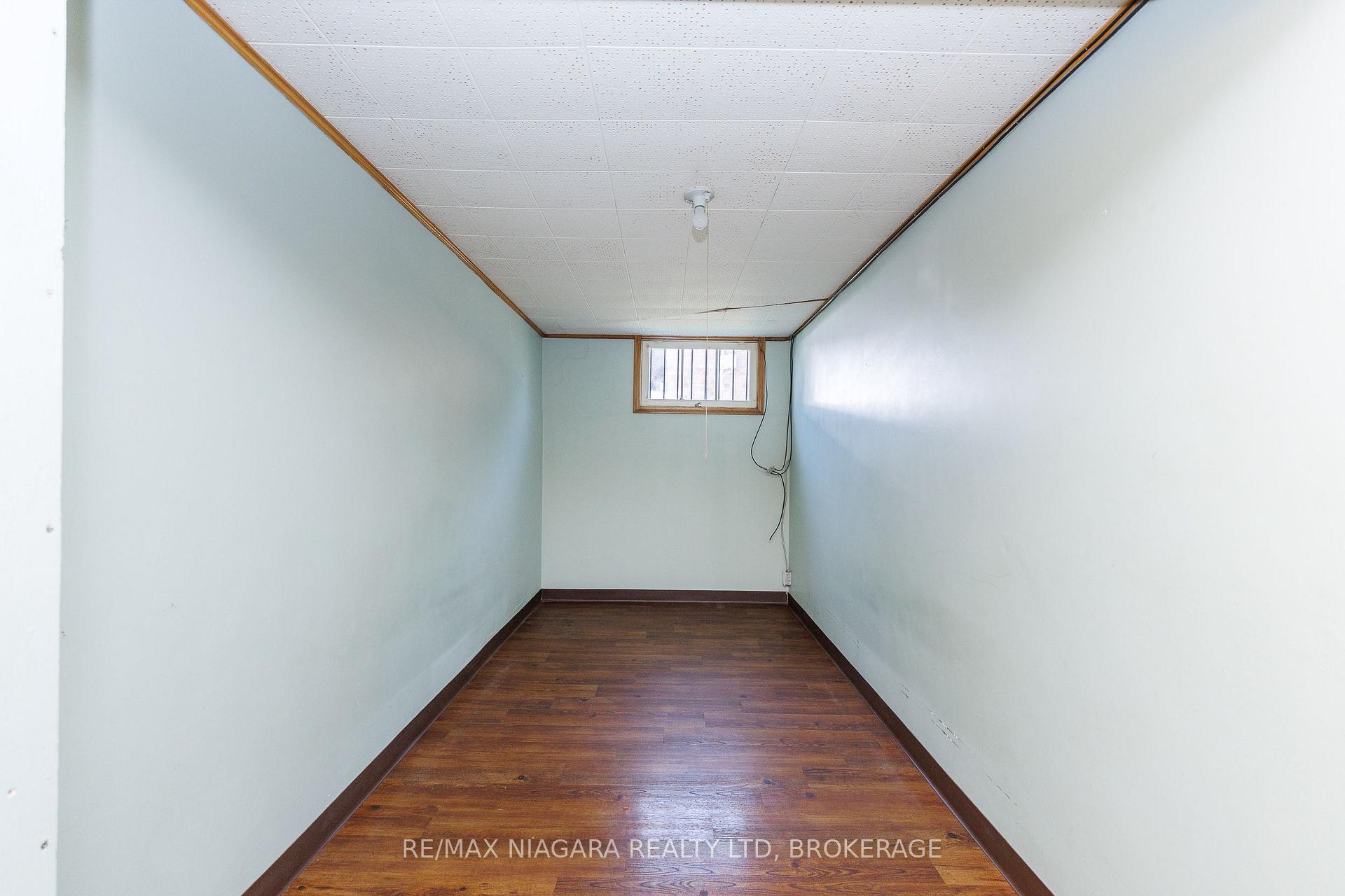 Photo 33 of 84 Second Street, Welland, Lincoln/Crowland — HOMEH