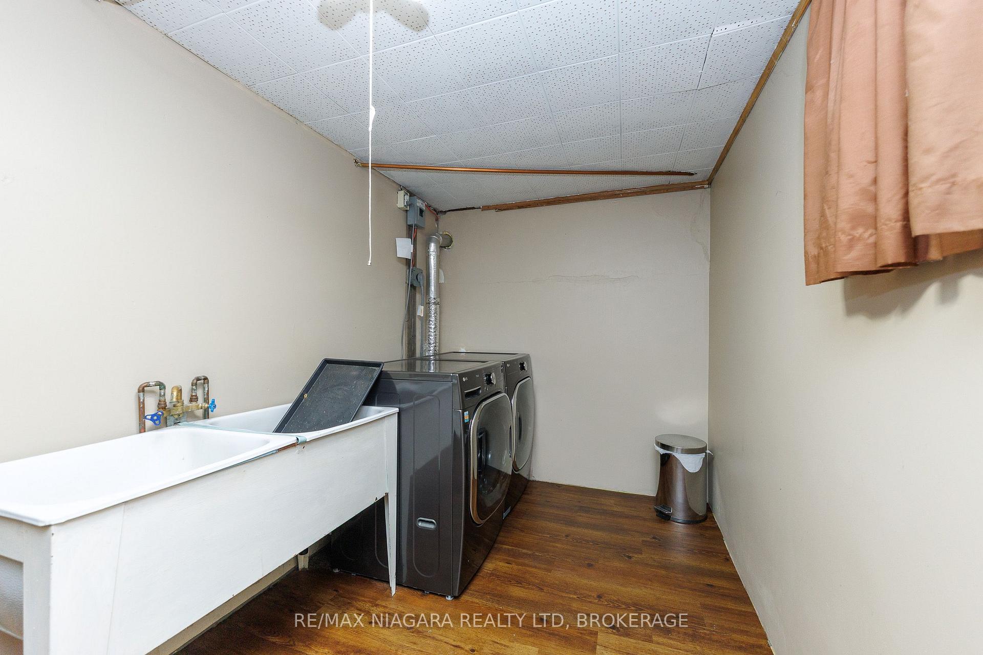 Photo 35 of 84 Second Street, Welland, Lincoln/Crowland — HOMEH