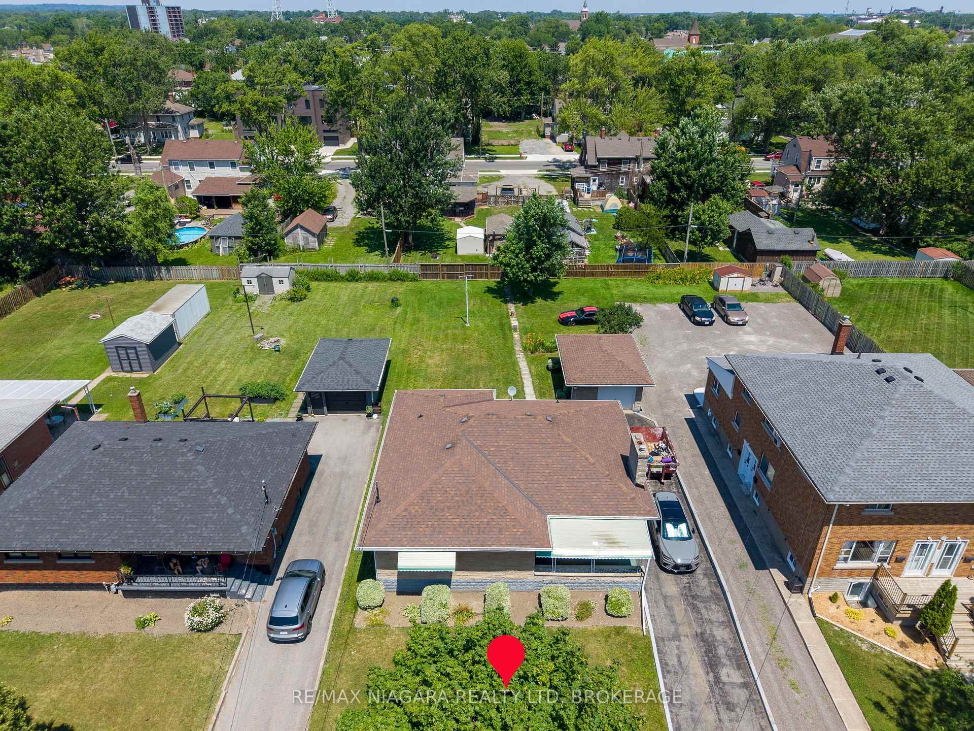Photo 40 of 84 Second Street, Welland, Lincoln/Crowland — HOMEH