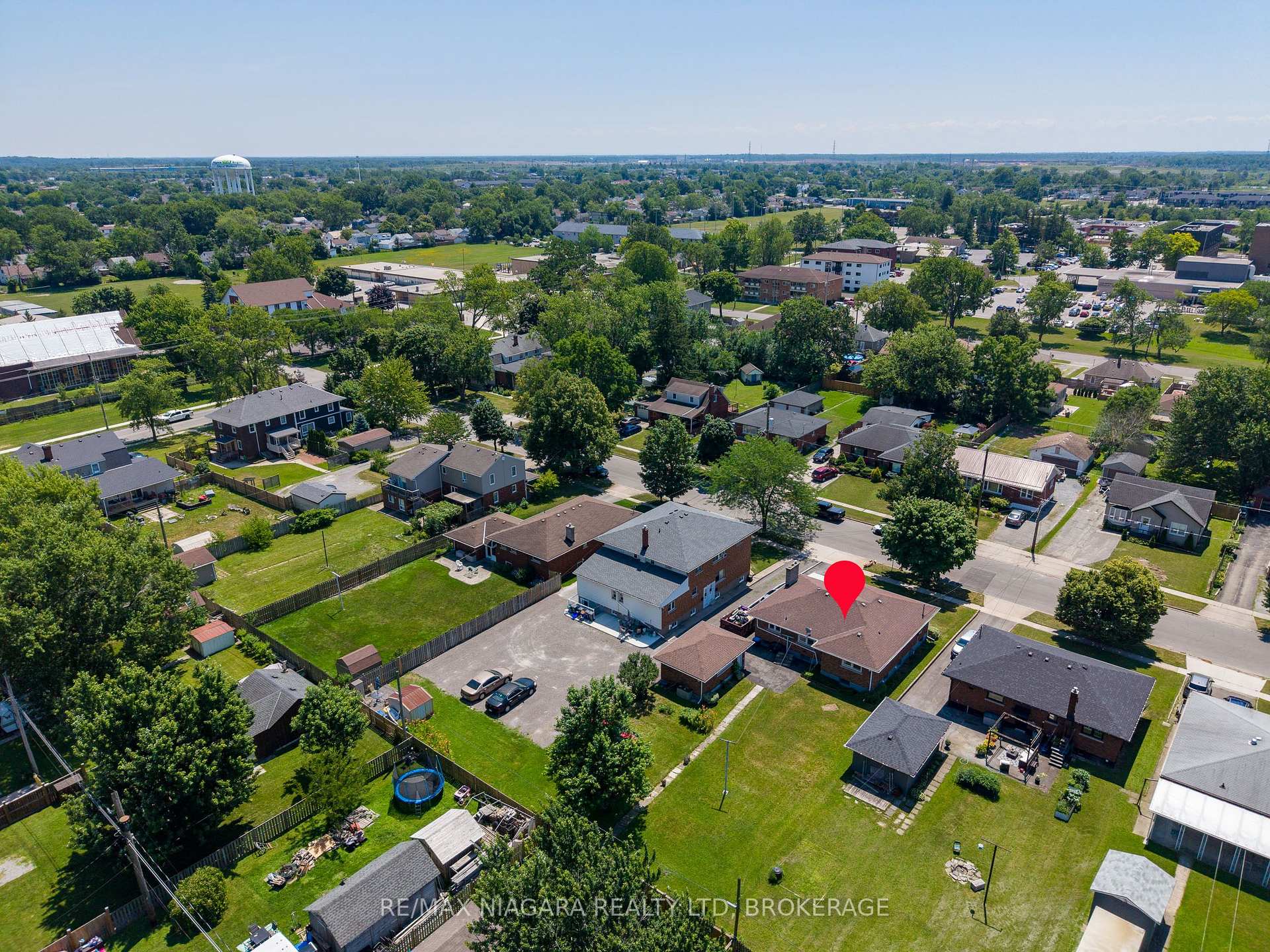 Photo 43 of 84 Second Street, Welland, Lincoln/Crowland — HOMEH