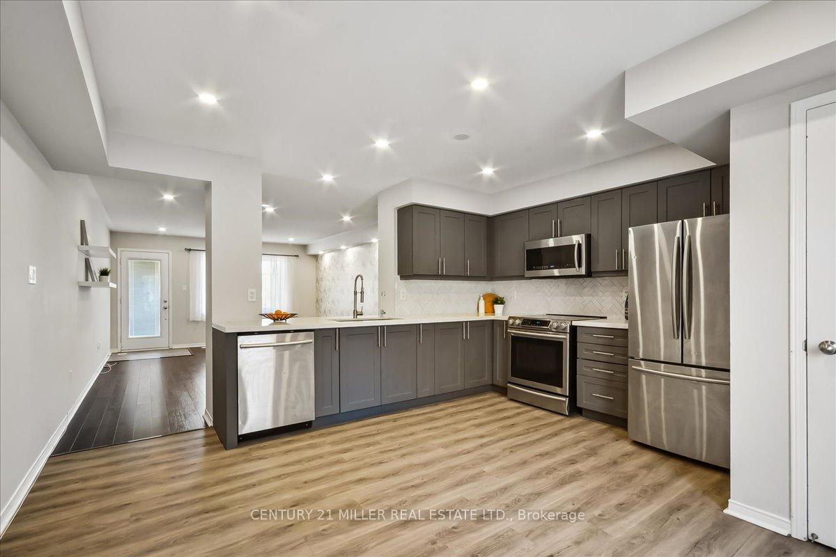 Photo 15 of Unit 7, 3100 Thomas Street, Mississauga, Churchill Meadows — HOMEH