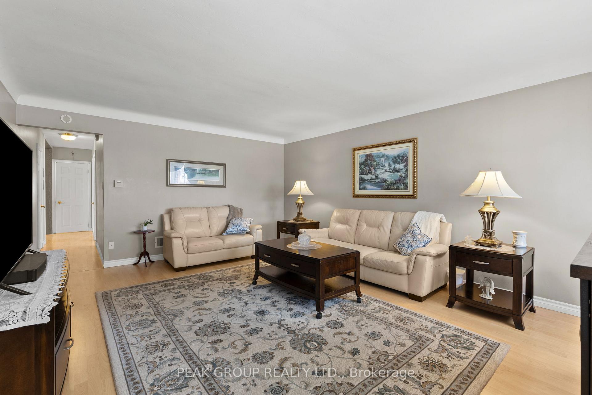 Photo 5 of 6324 Taylor Street, Niagara Falls, Dorchester — HOMEH