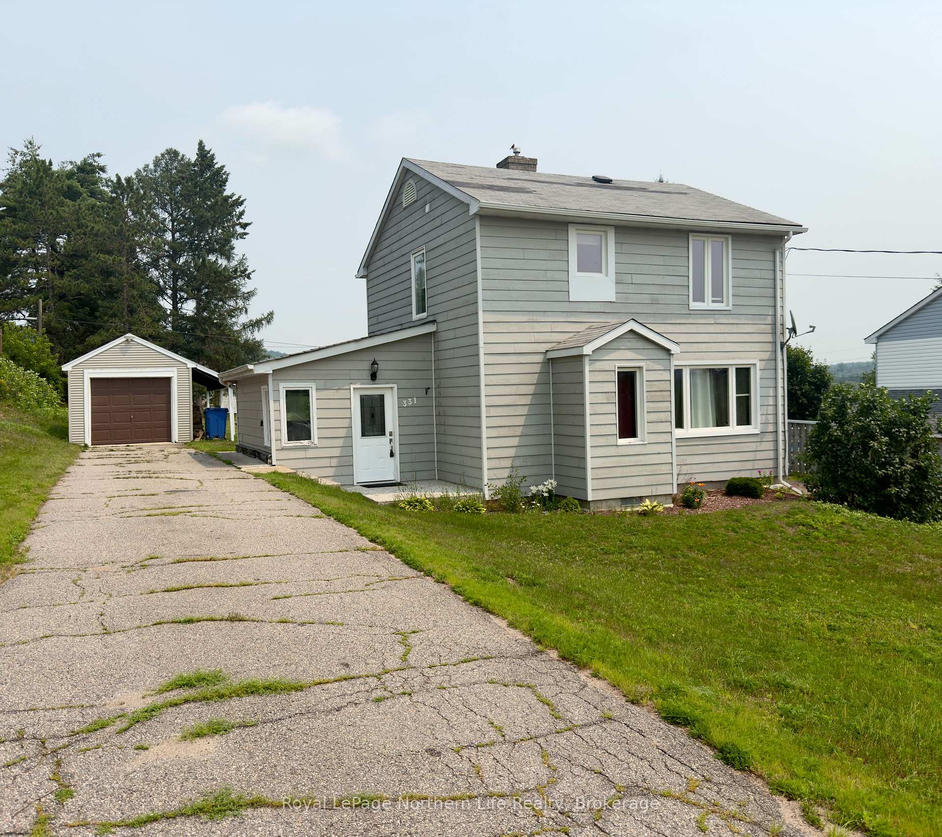Photo 1 of 331 Eight Street, Mattawa — HOMEH