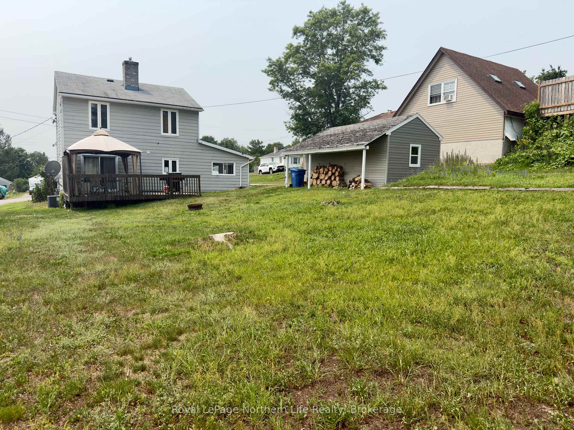 Photo 3 of 331 Eight Street, Mattawa — HOMEH
