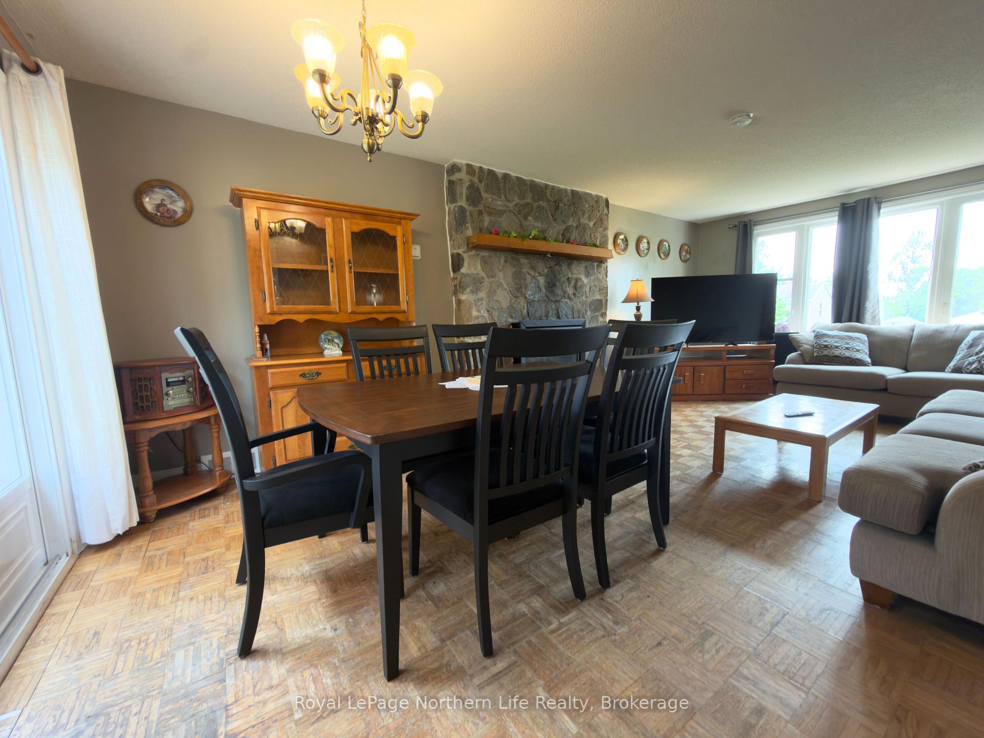 Photo 9 of 331 Eight Street, Mattawa — HOMEH
