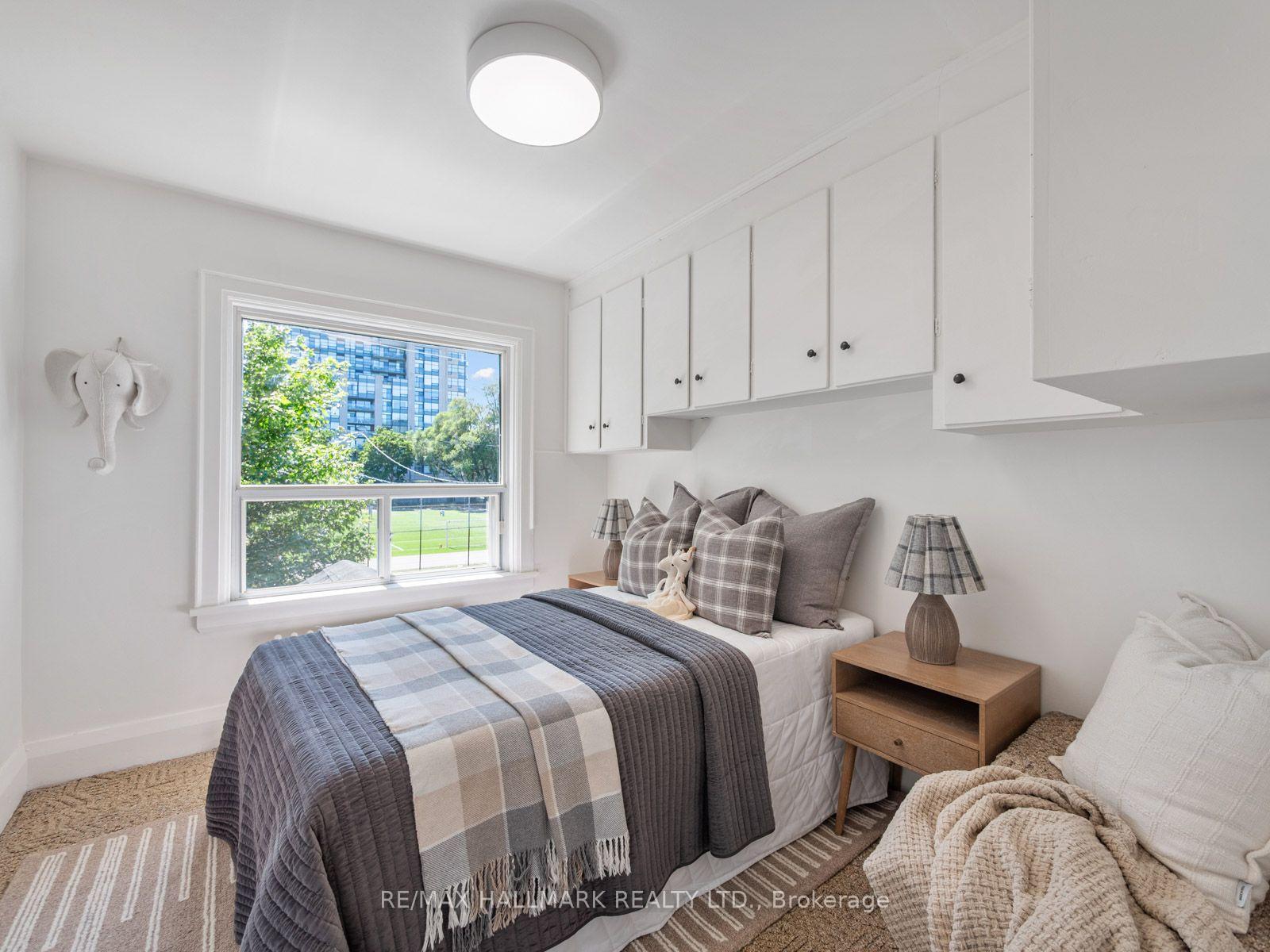 Photo 25 of 27 Lesmount Avenue, Toronto, Danforth Village-East York — HOMEH