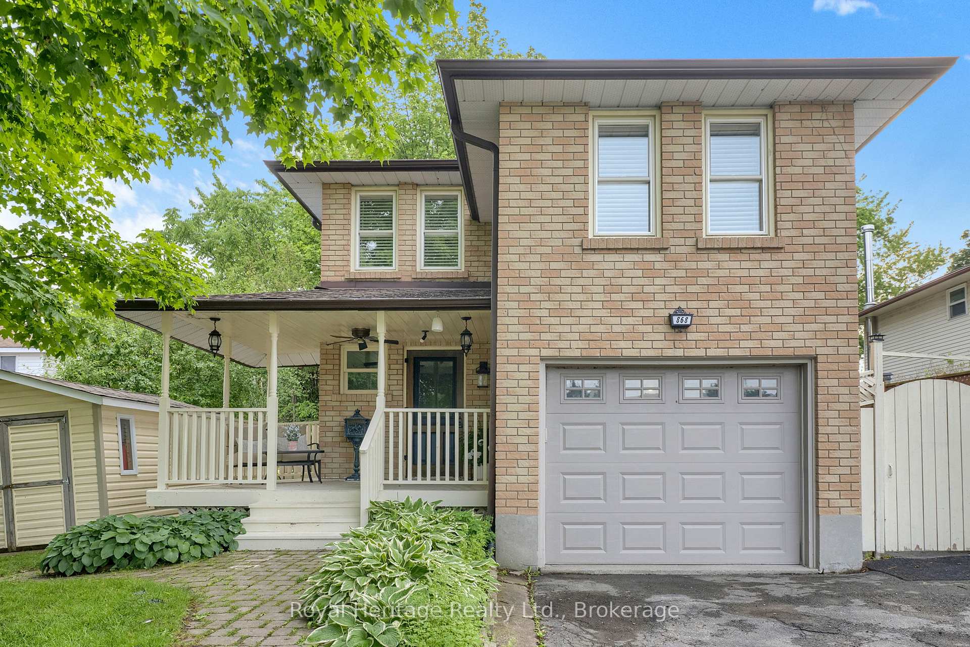 Photo 1 of 868 William Booth Crescent, Oshawa, Centennial — HOMEH