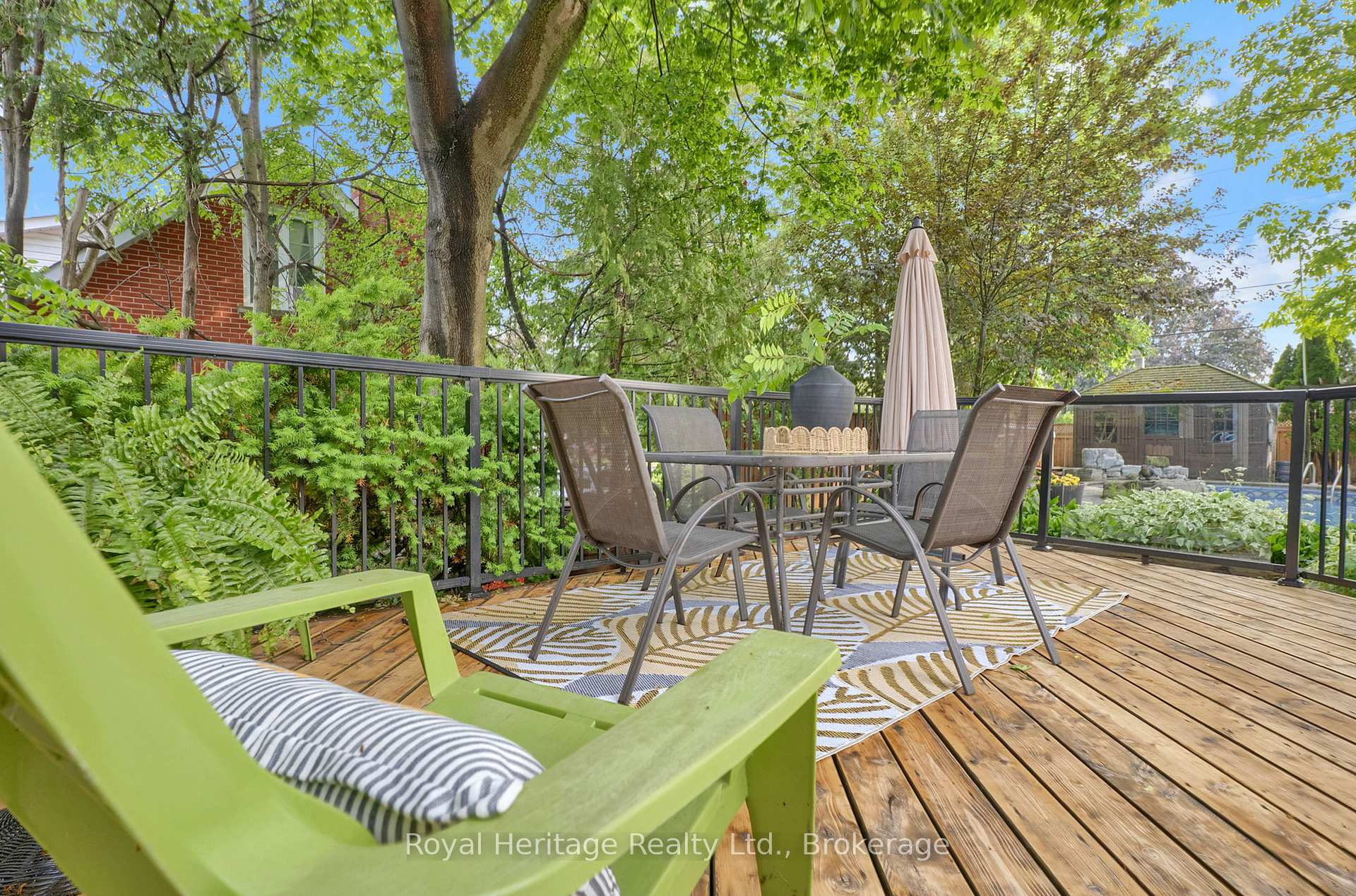 Photo 14 of 868 William Booth Crescent, Oshawa, Centennial — HOMEH