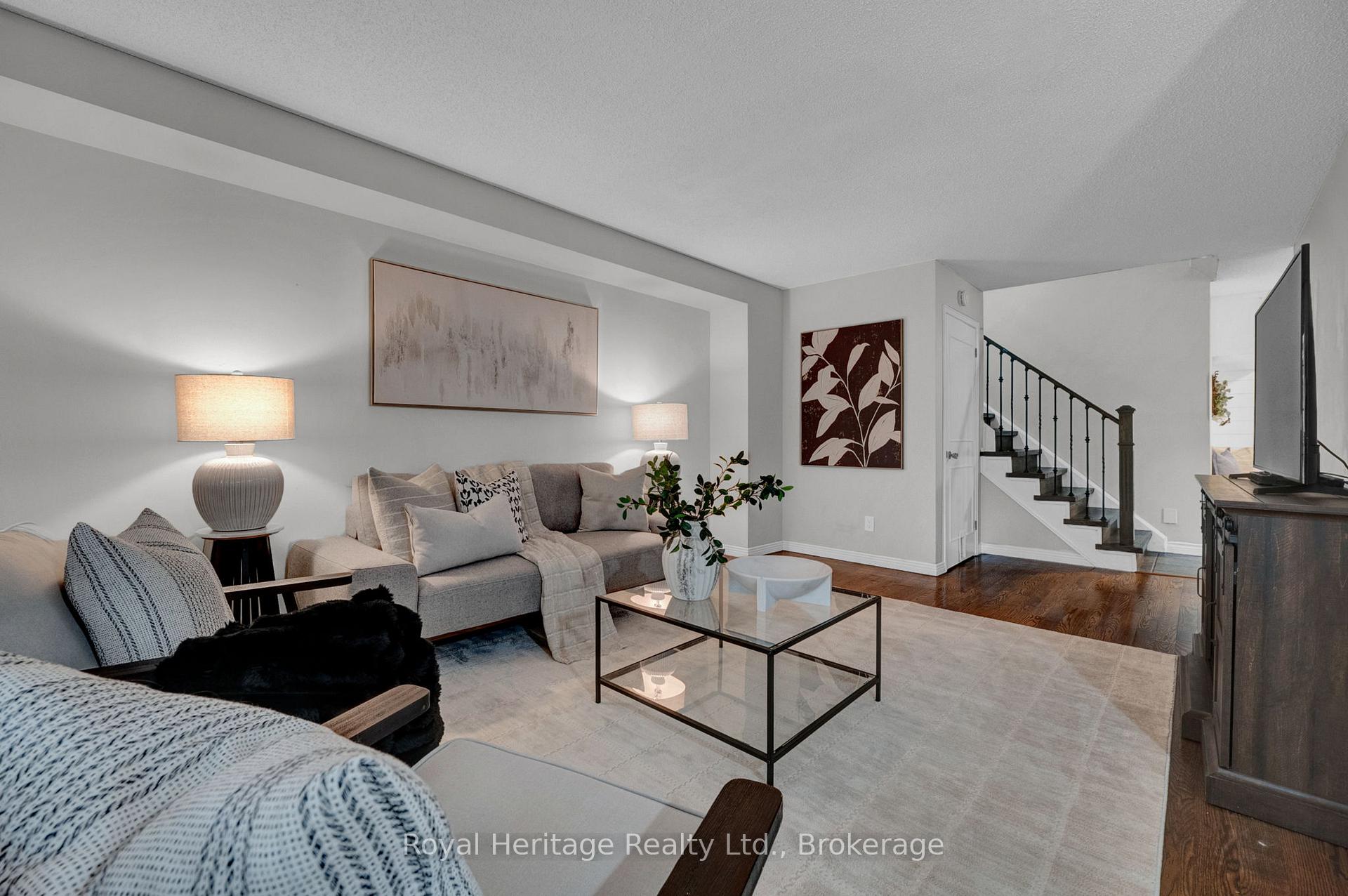 Photo 25 of 868 William Booth Crescent, Oshawa, Centennial — HOMEH