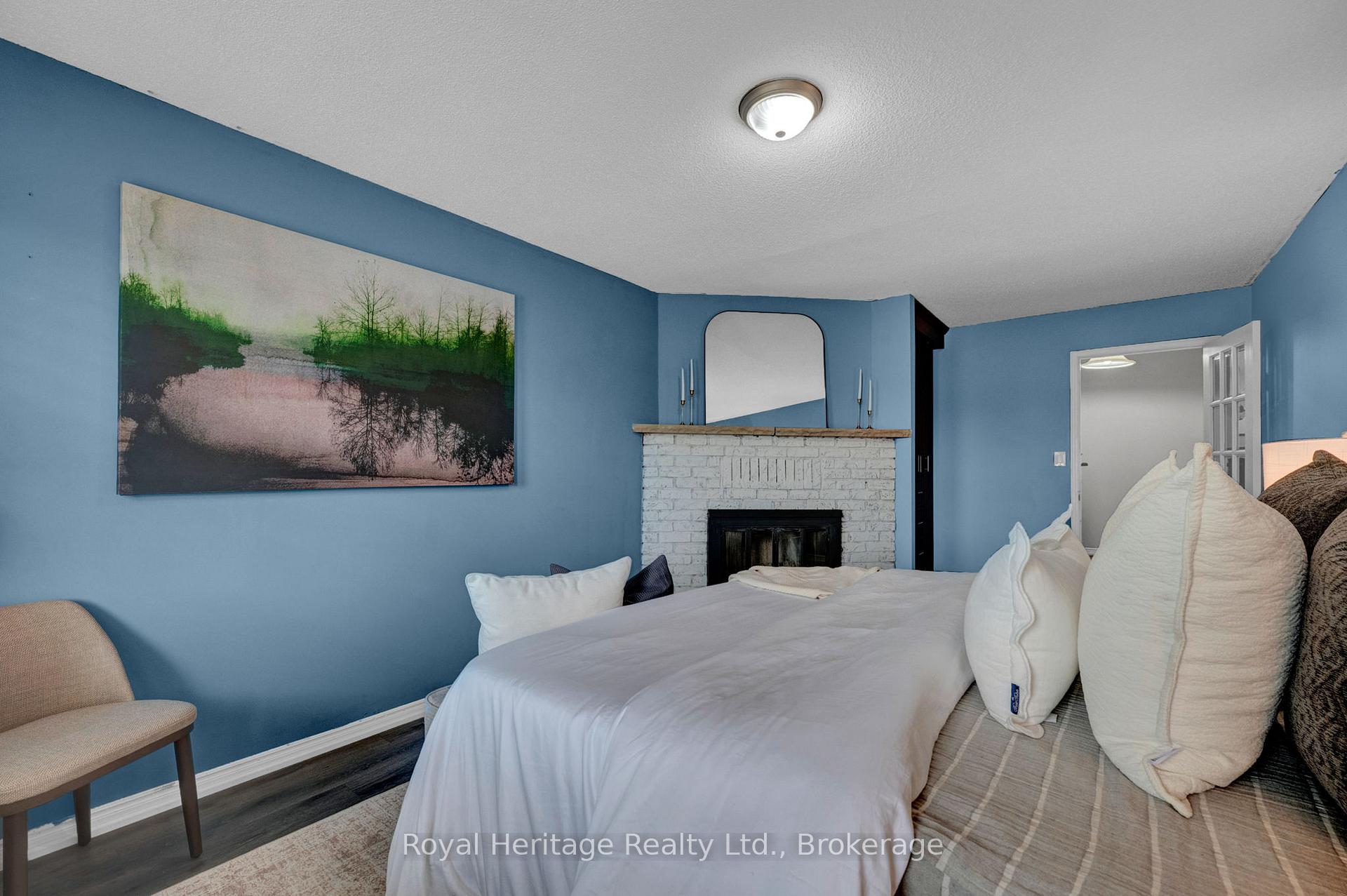 Photo 30 of 868 William Booth Crescent, Oshawa, Centennial — HOMEH