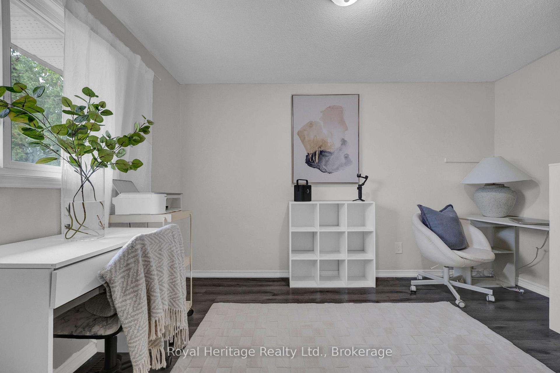 Photo 33 of 868 William Booth Crescent, Oshawa, Centennial — HOMEH